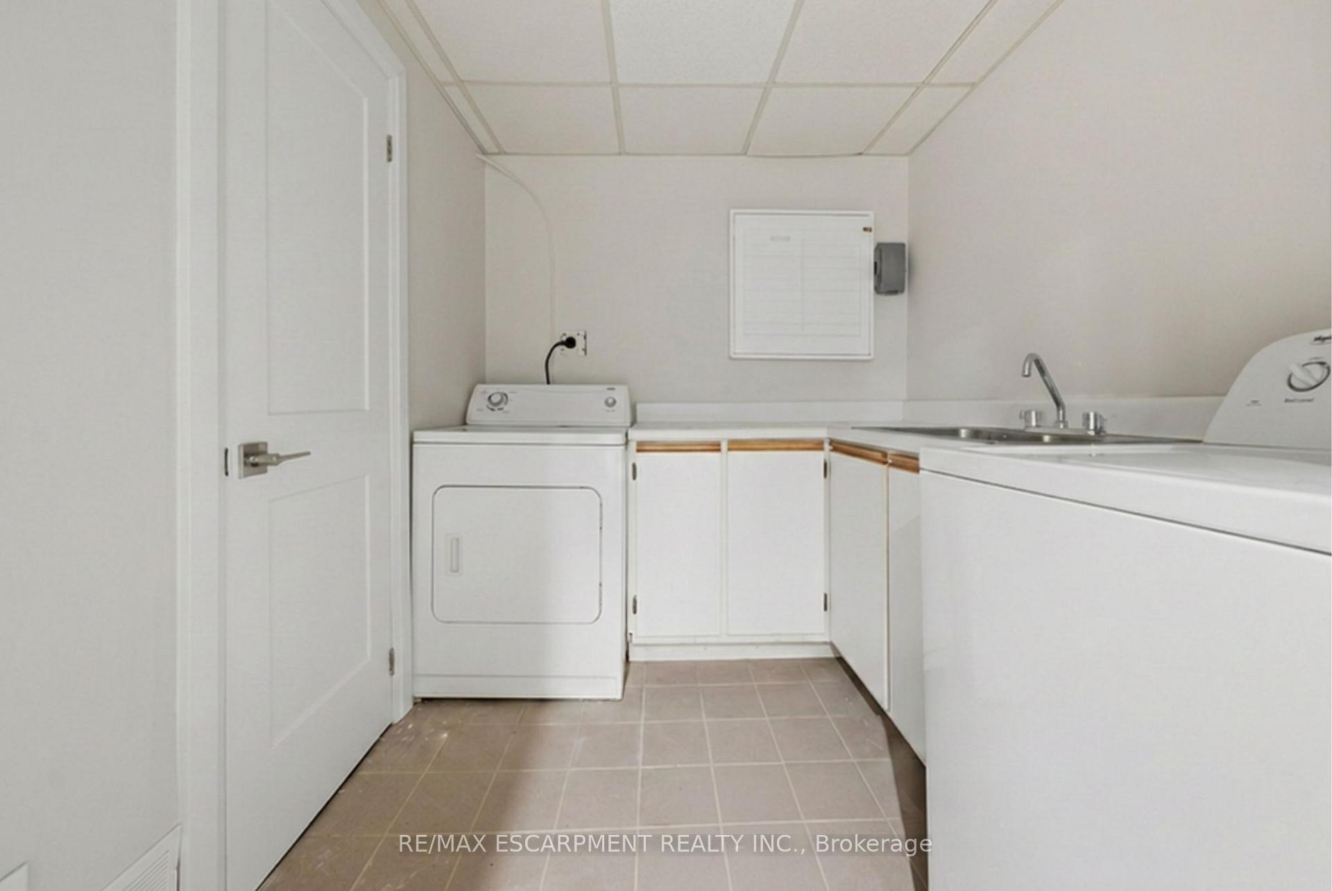 Photo 37 of Unit 2, 2155 Duncaster Drive, Burlington, Brant Hills — HOMEH