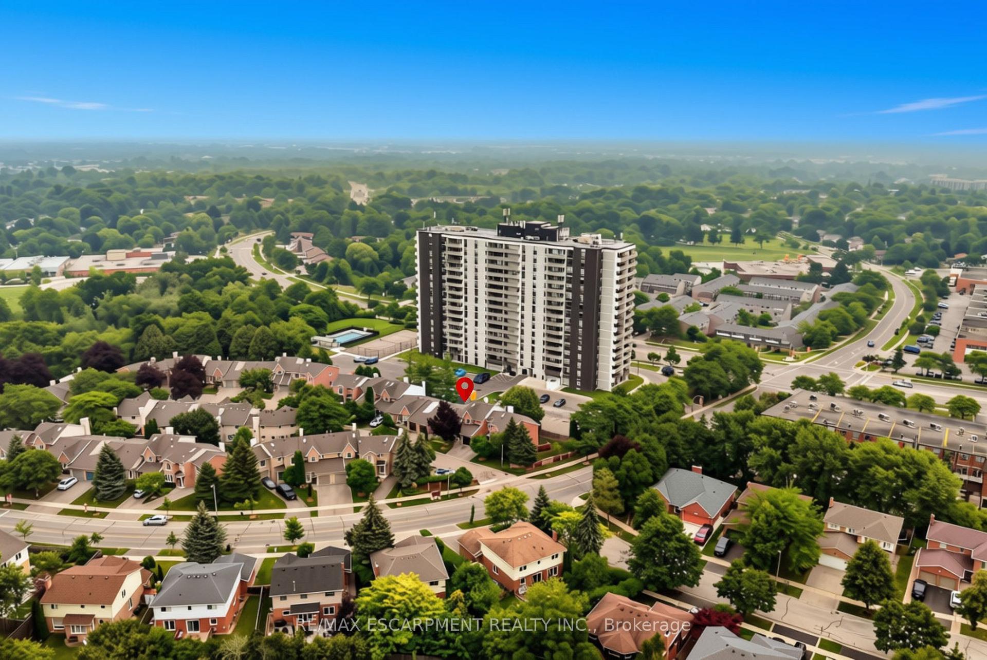 Photo 43 of Unit 2, 2155 Duncaster Drive, Burlington, Brant Hills — HOMEH