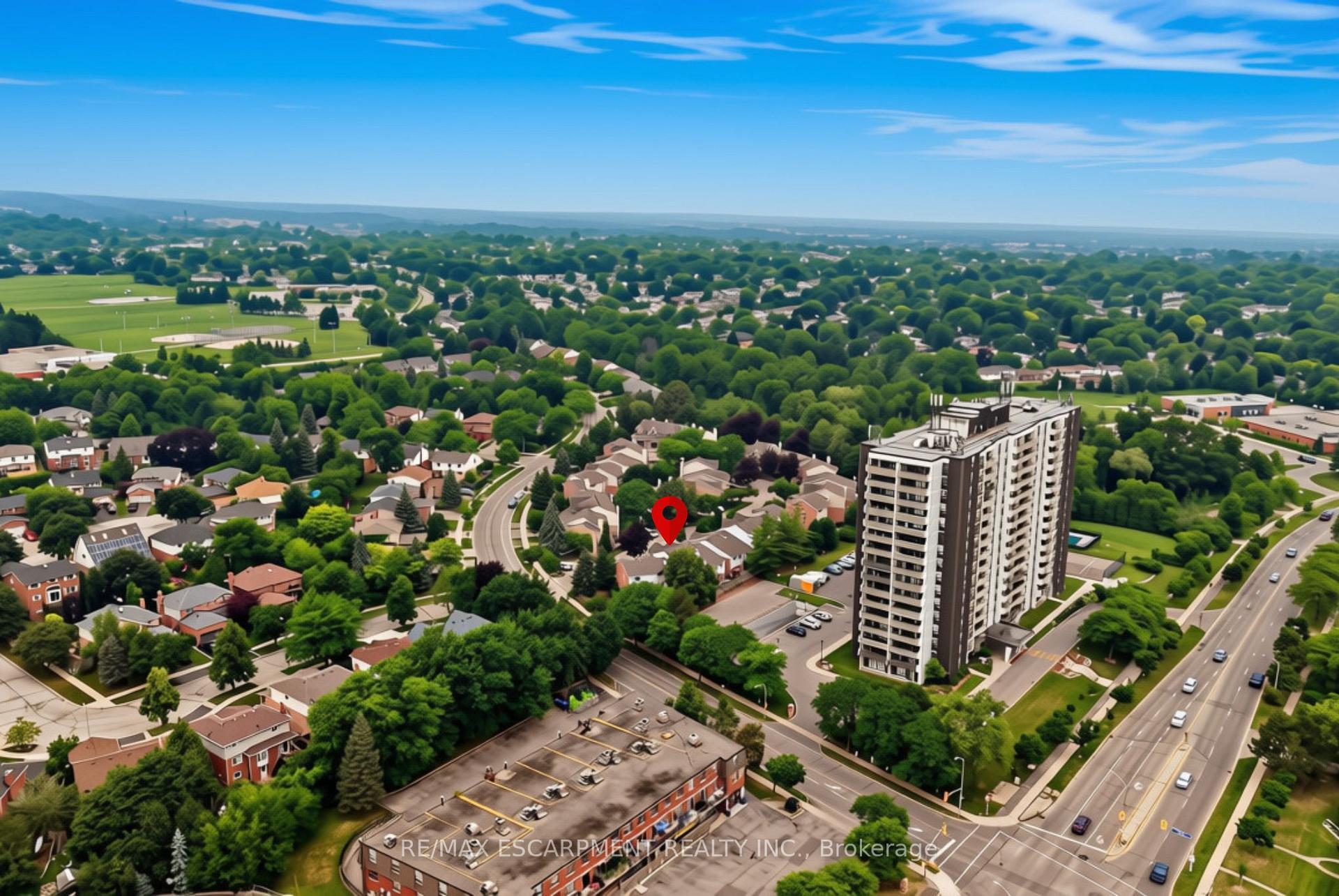 Photo 44 of Unit 2, 2155 Duncaster Drive, Burlington, Brant Hills — HOMEH
