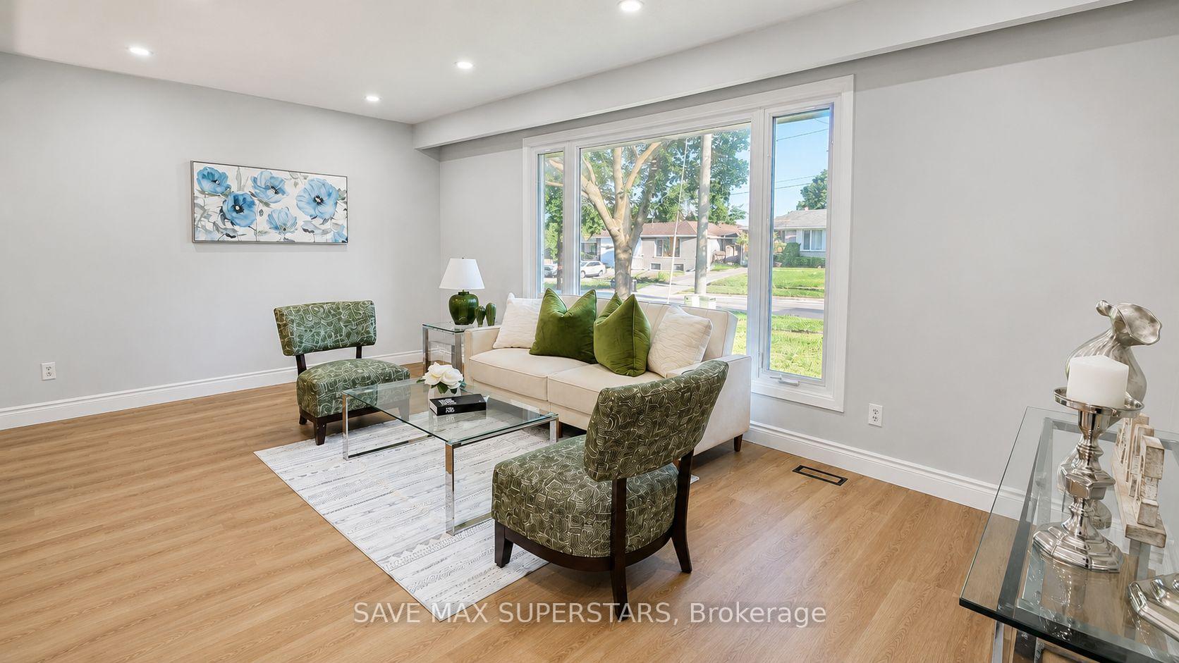 Photo 3 of 275 Grove Street E, Barrie, Wellington — HOMEH