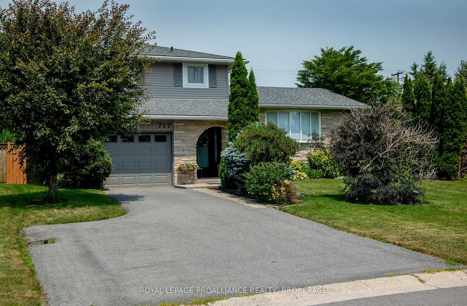 Front of 717 Laidlaw Crescent