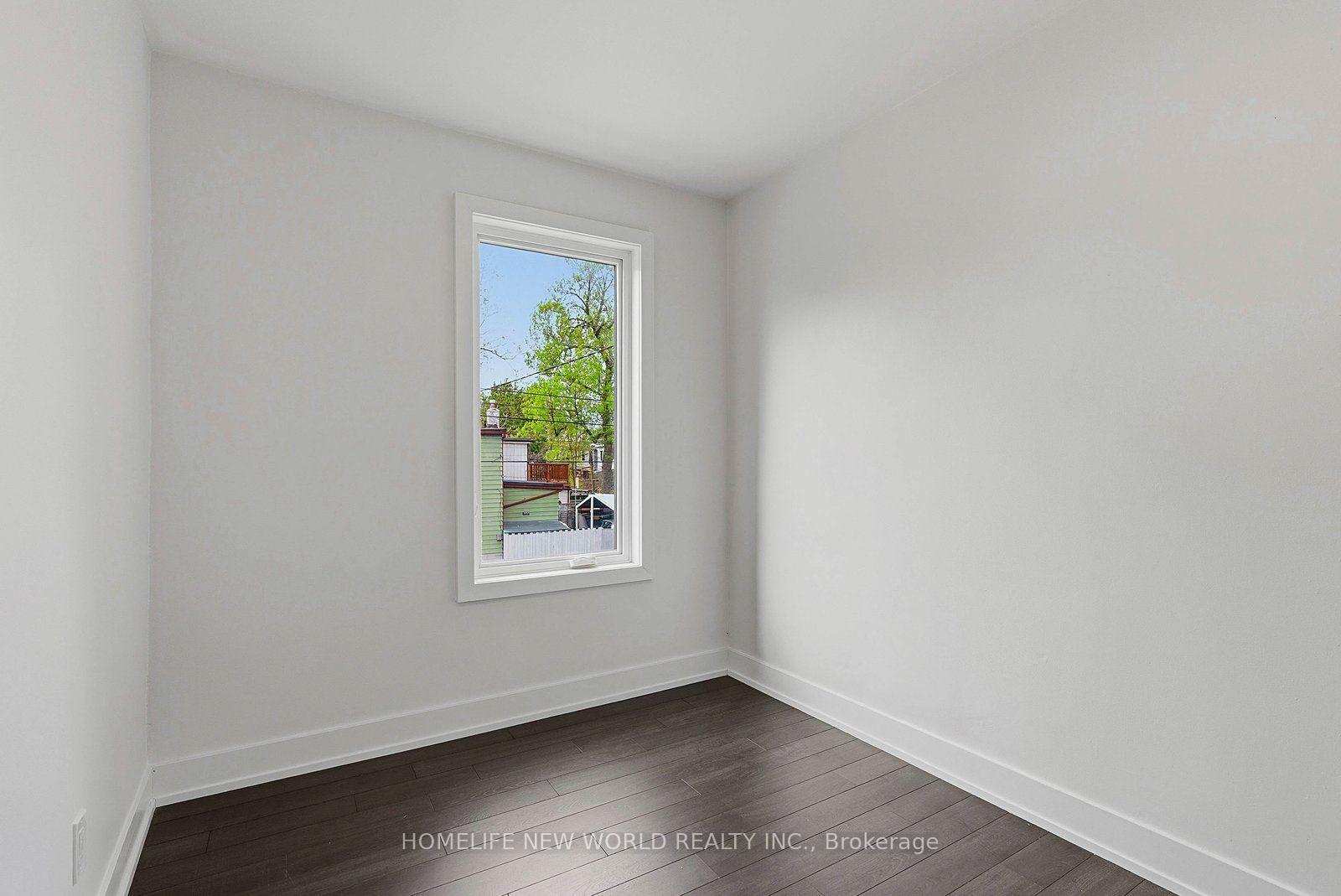 Photo 17 of 1842 Dundas Street E, Toronto, Greenwood-Coxwell — HOMEH