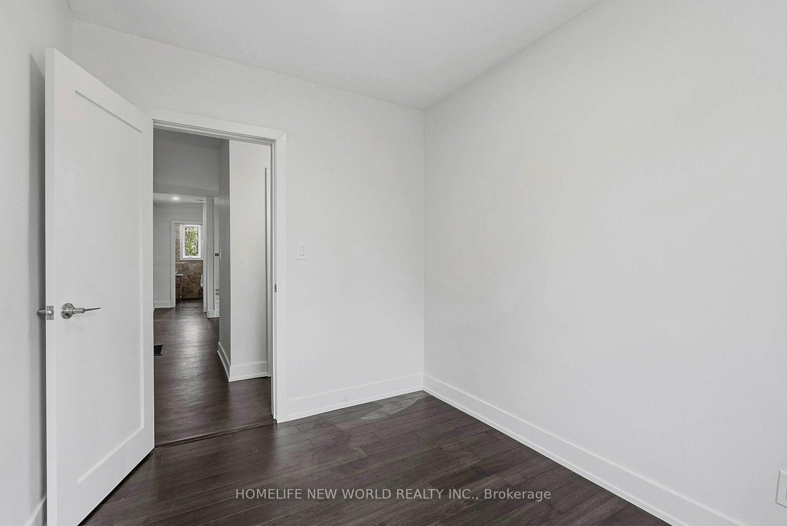 Photo 18 of 1842 Dundas Street E, Toronto, Greenwood-Coxwell — HOMEH