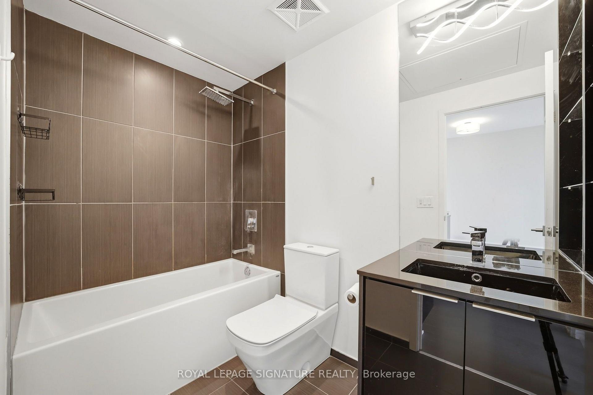 Photo 14 of Unit 1916, 70 Temperance Street, Toronto, Bay Street Corridor — HOMEH