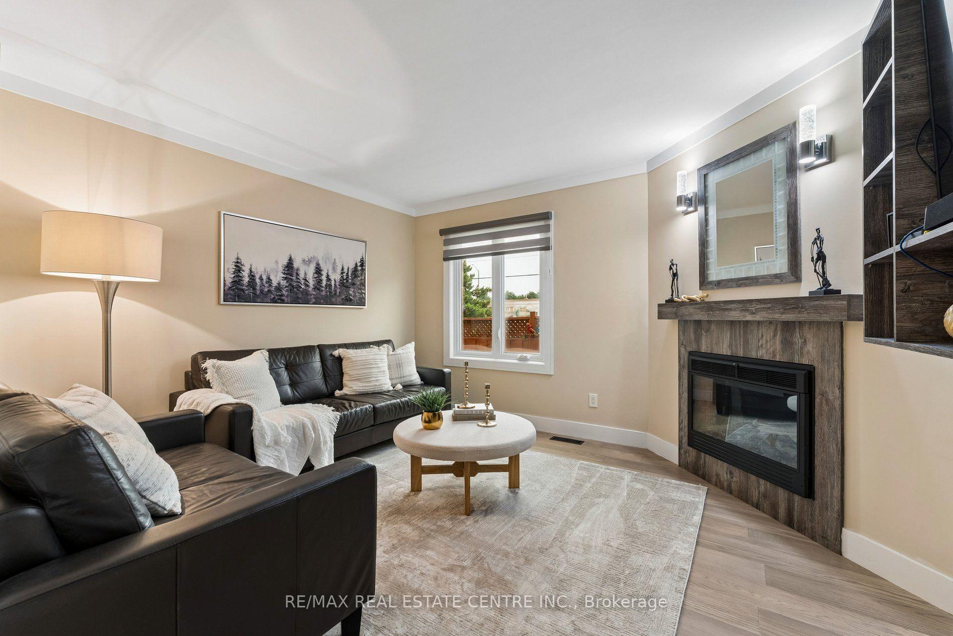 Photo 7 of 44 Adam Street, Brampton, Heart Lake West — HOMEH