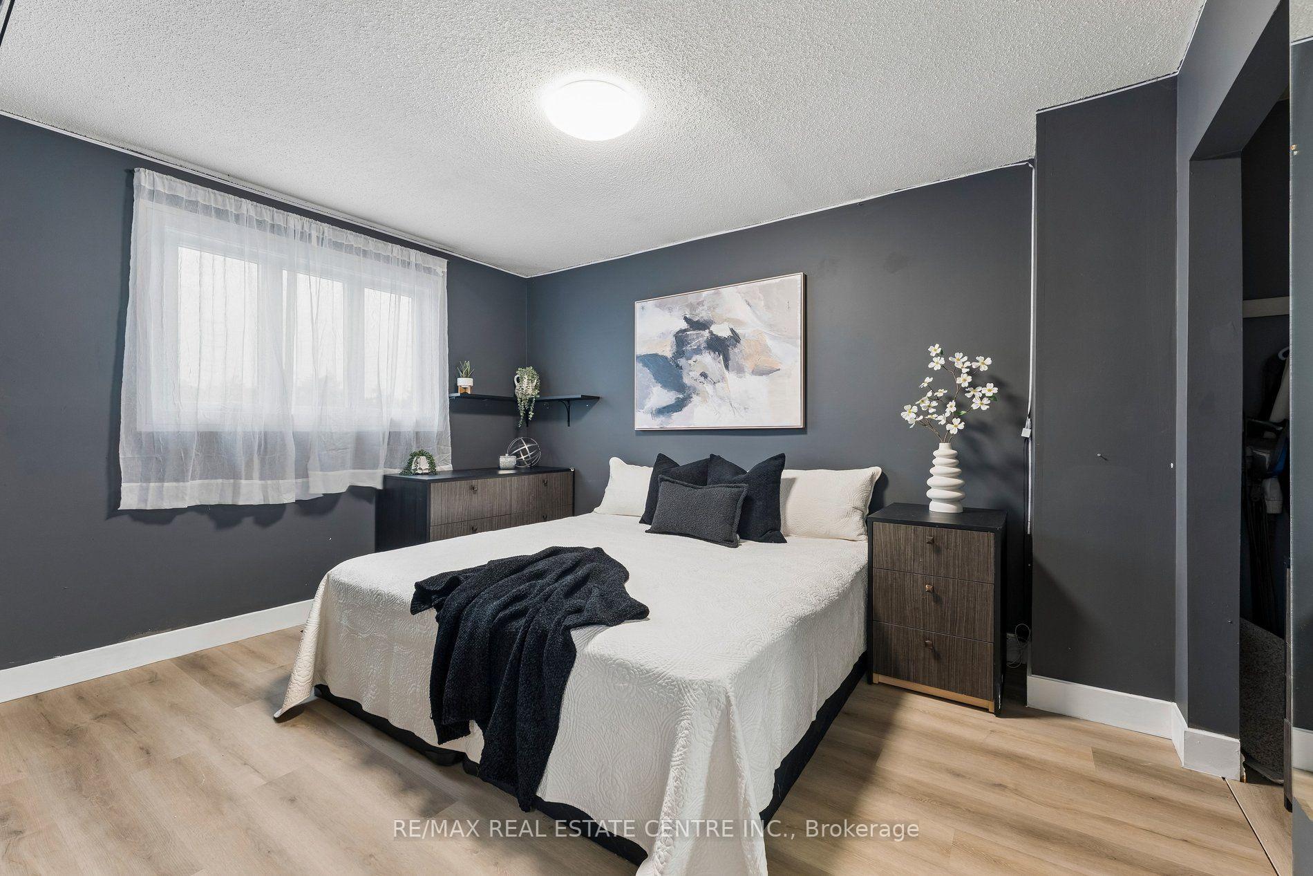 Photo 28 of 44 Adam Street, Brampton, Heart Lake West — HOMEH