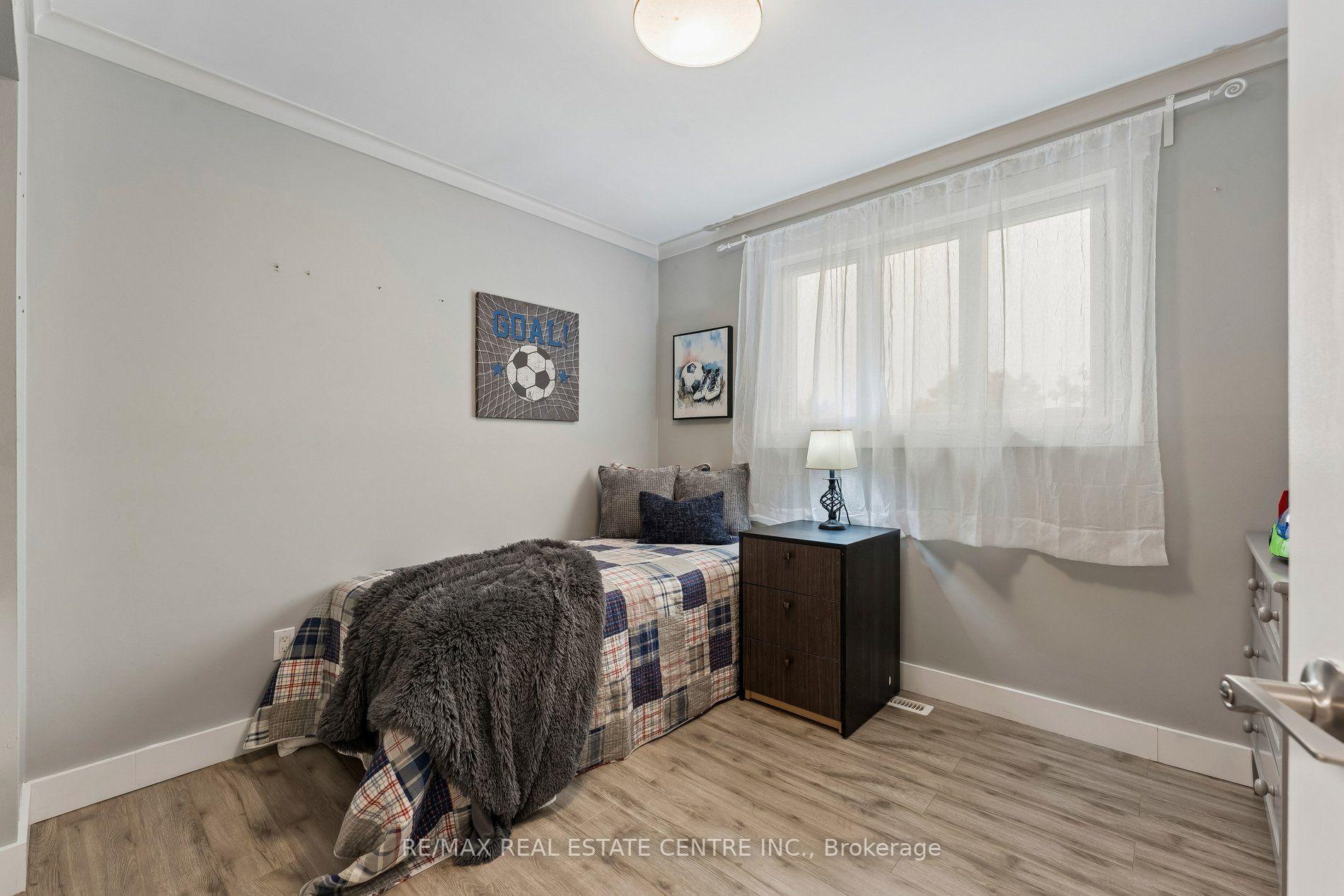 Photo 29 of 44 Adam Street, Brampton, Heart Lake West — HOMEH