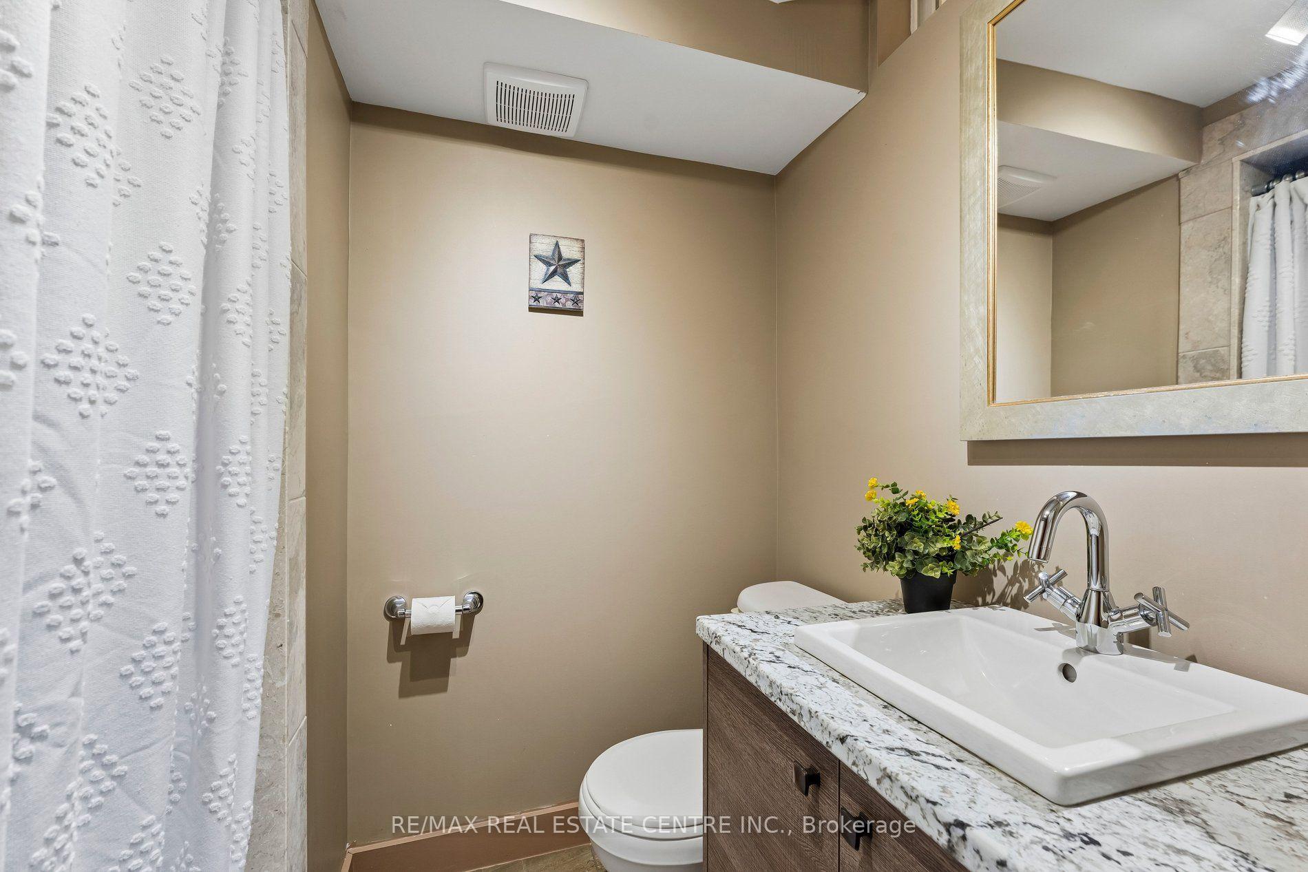 Photo 43 of 44 Adam Street, Brampton, Heart Lake West — HOMEH