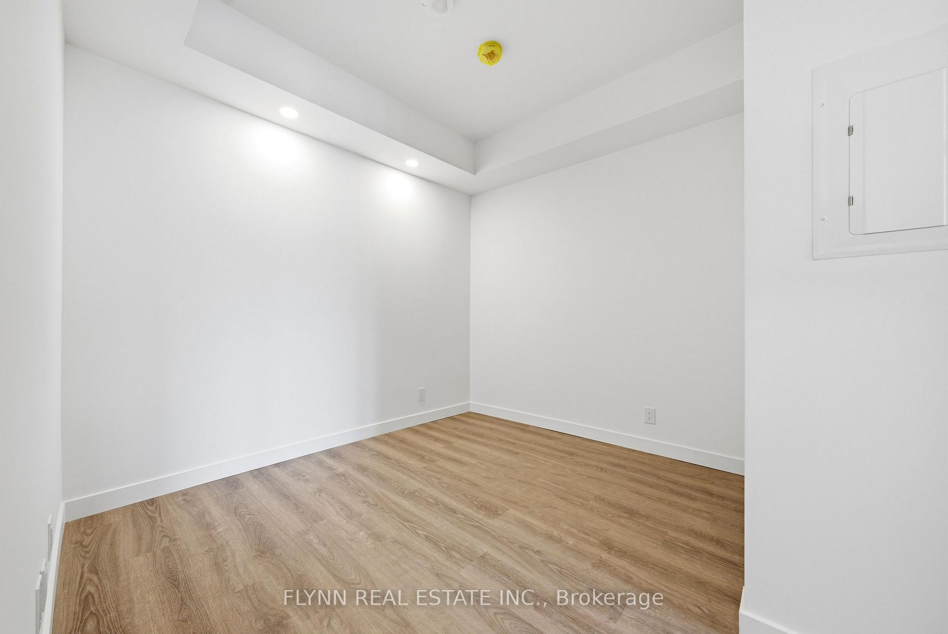 Photo 7 of Unit 315, 1050 Eastern Avenue, Toronto, The Beaches — HOMEH