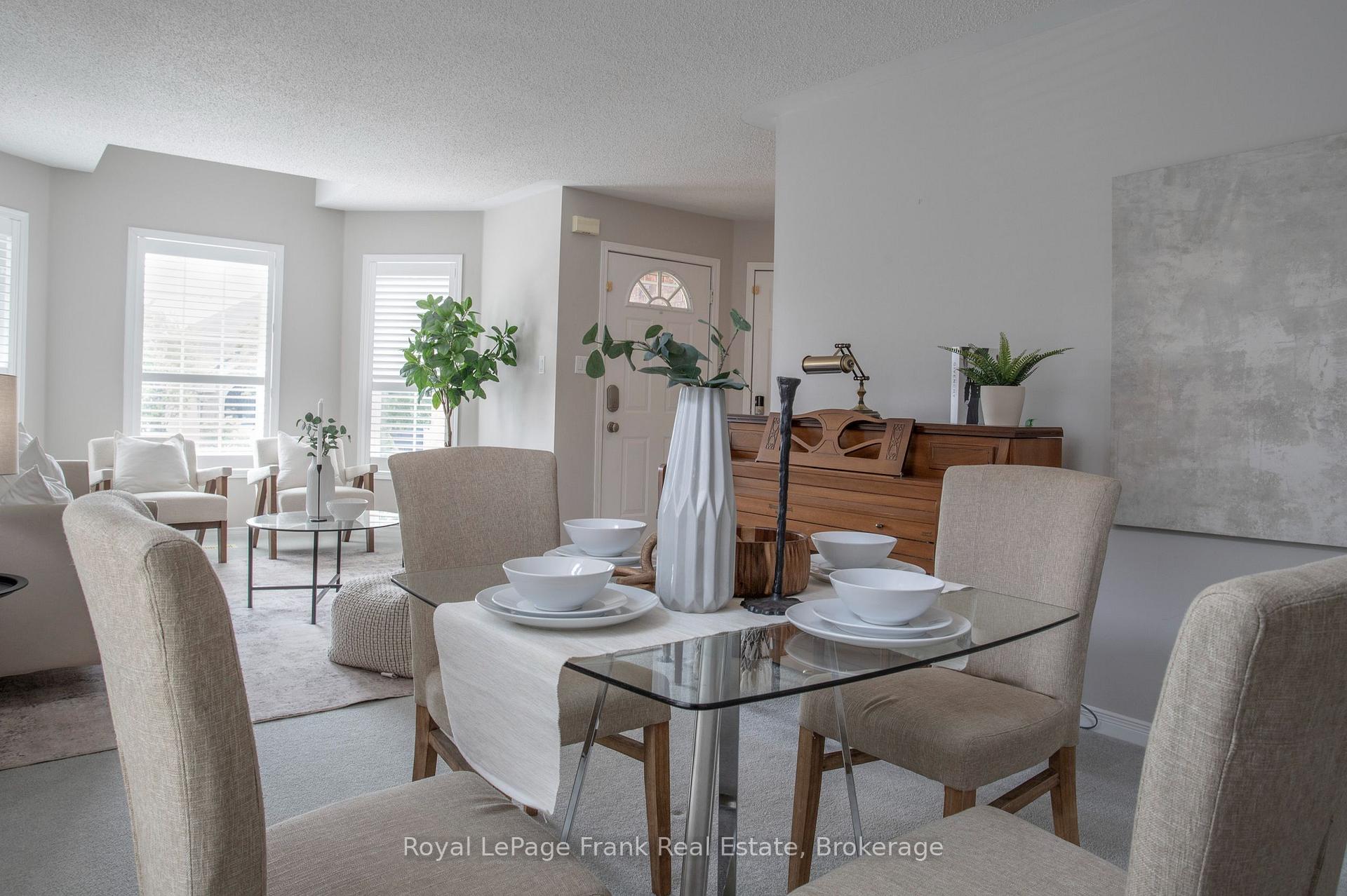 Photo 7 of 1477 Greenvalley Trail, Oshawa, Taunton — HOMEH