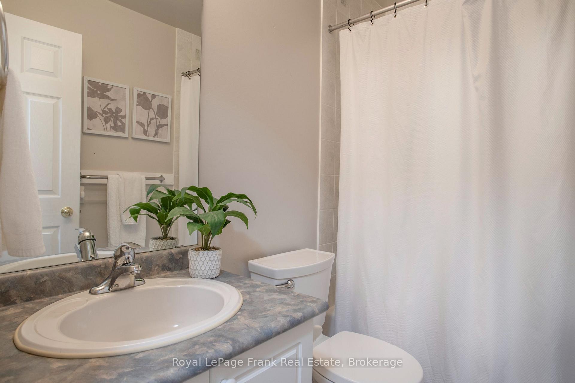 Photo 26 of 1477 Greenvalley Trail, Oshawa, Taunton — HOMEH