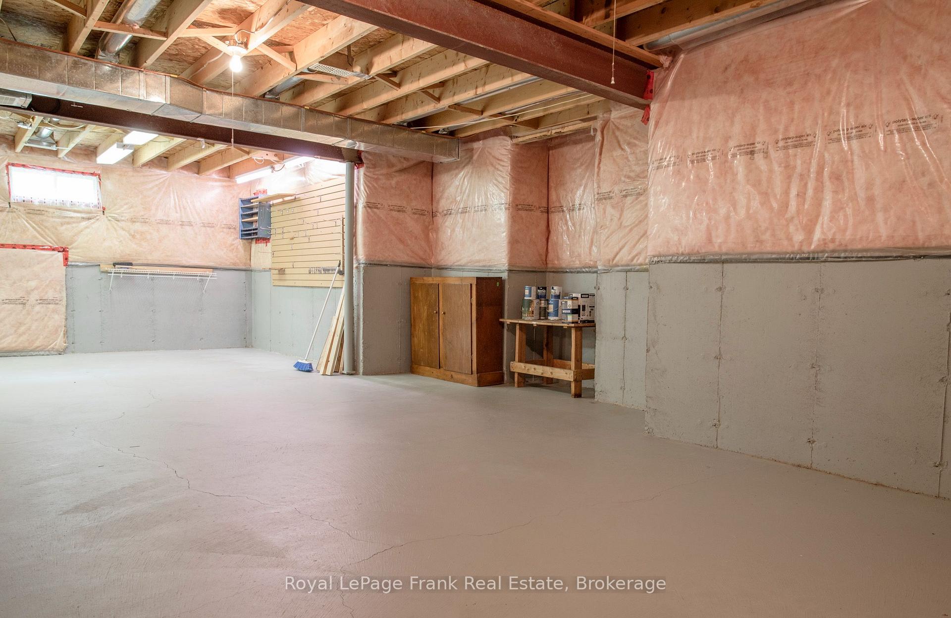 Photo 32 of 1477 Greenvalley Trail, Oshawa, Taunton — HOMEH