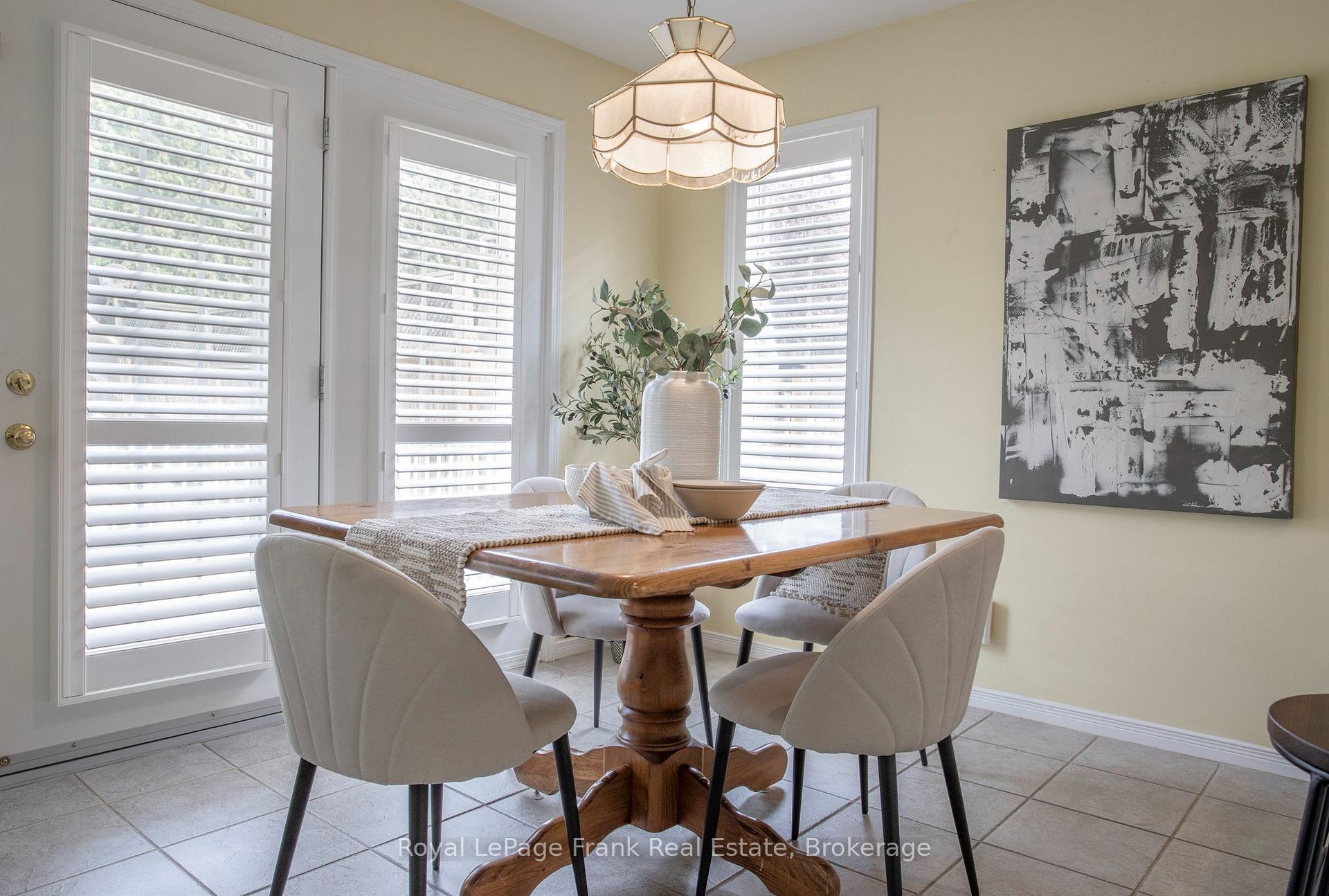 Photo 13 of 1477 Greenvalley Trail, Oshawa, Taunton — HOMEH