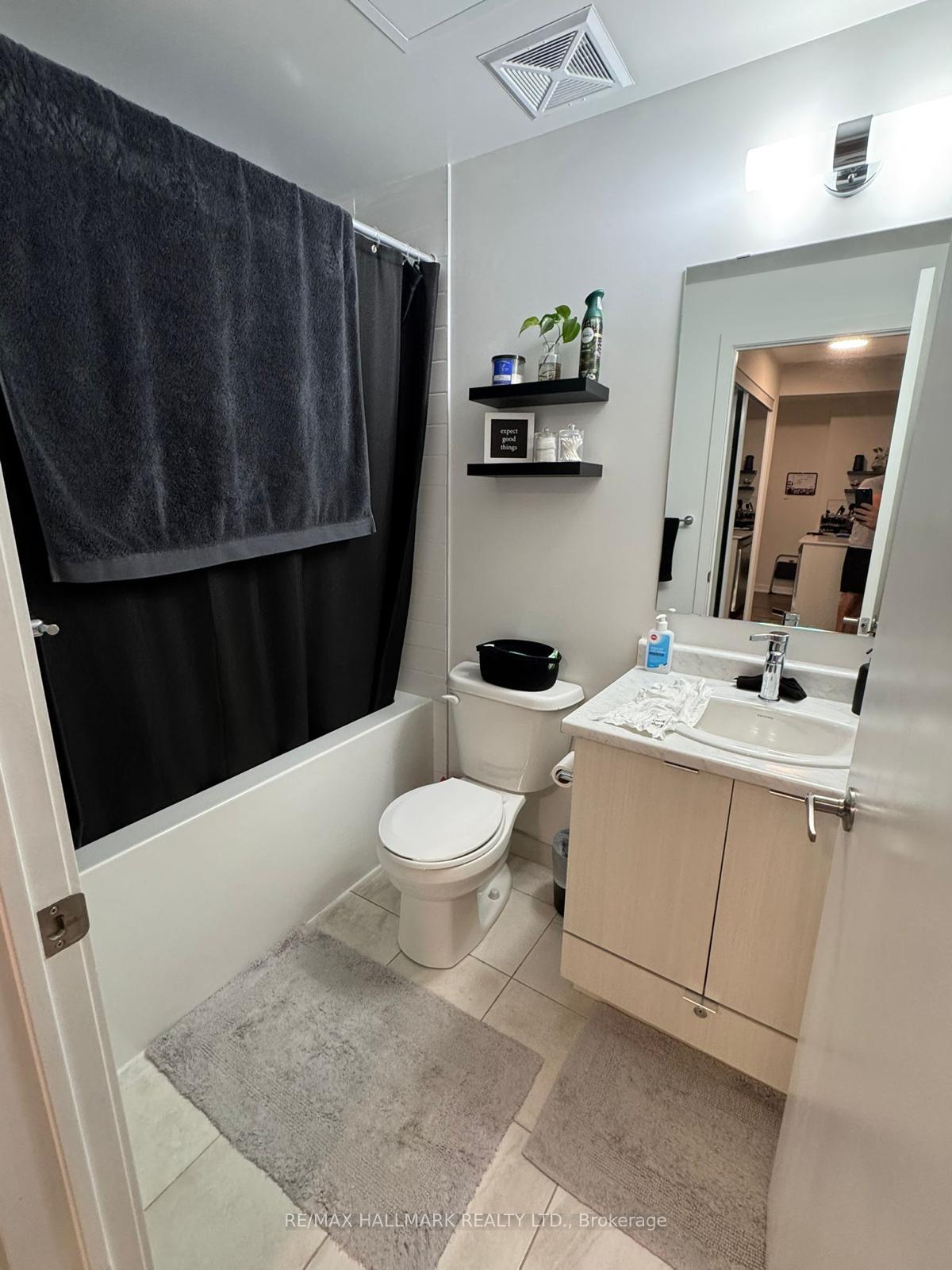 Photo 7 of Unit 111, 140 Canon Jackson Drive, North York, Beechborough-Greenbrook — HOMEH
