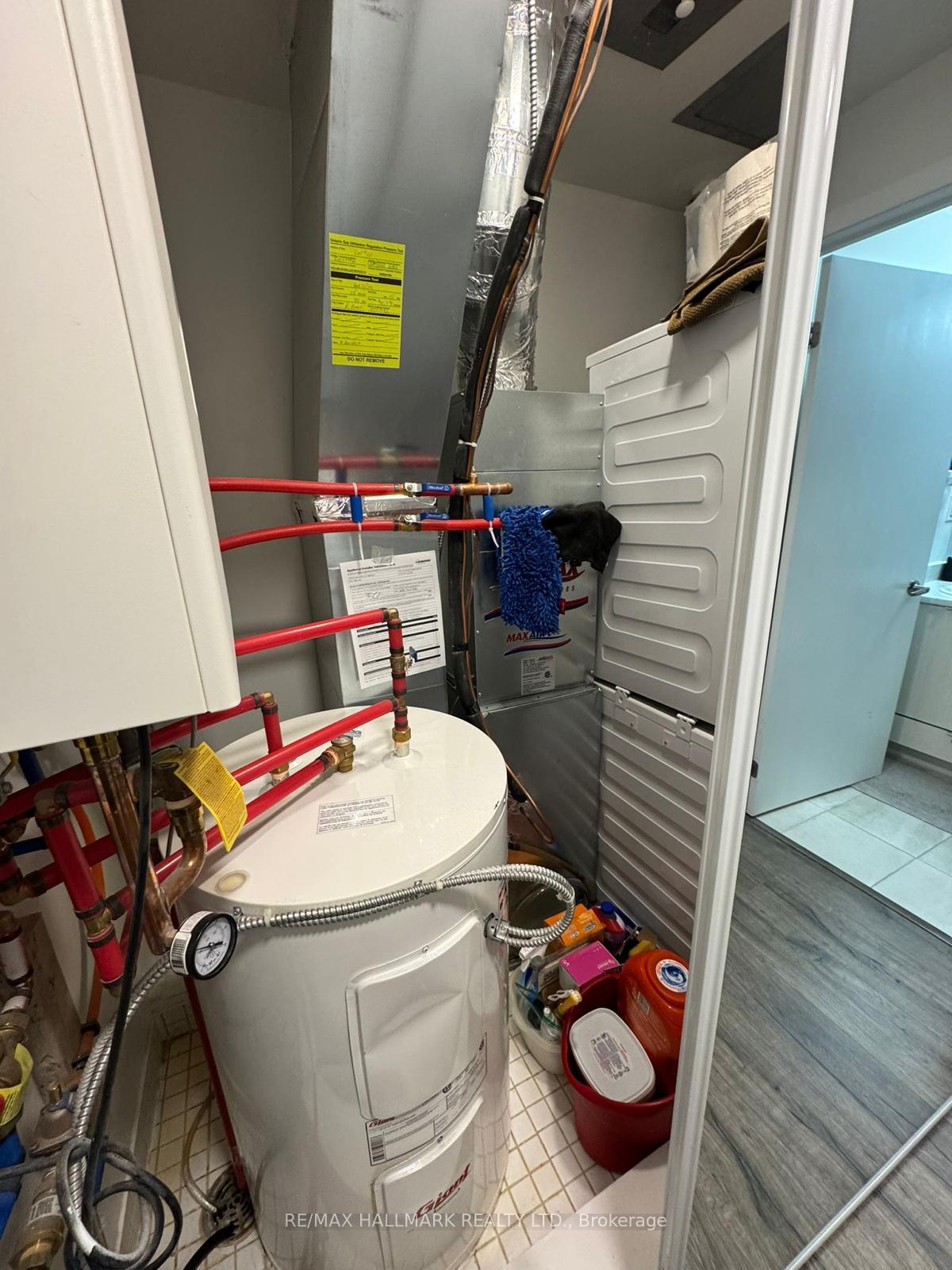 Photo 11 of Unit 111, 140 Canon Jackson Drive, North York, Beechborough-Greenbrook — HOMEH