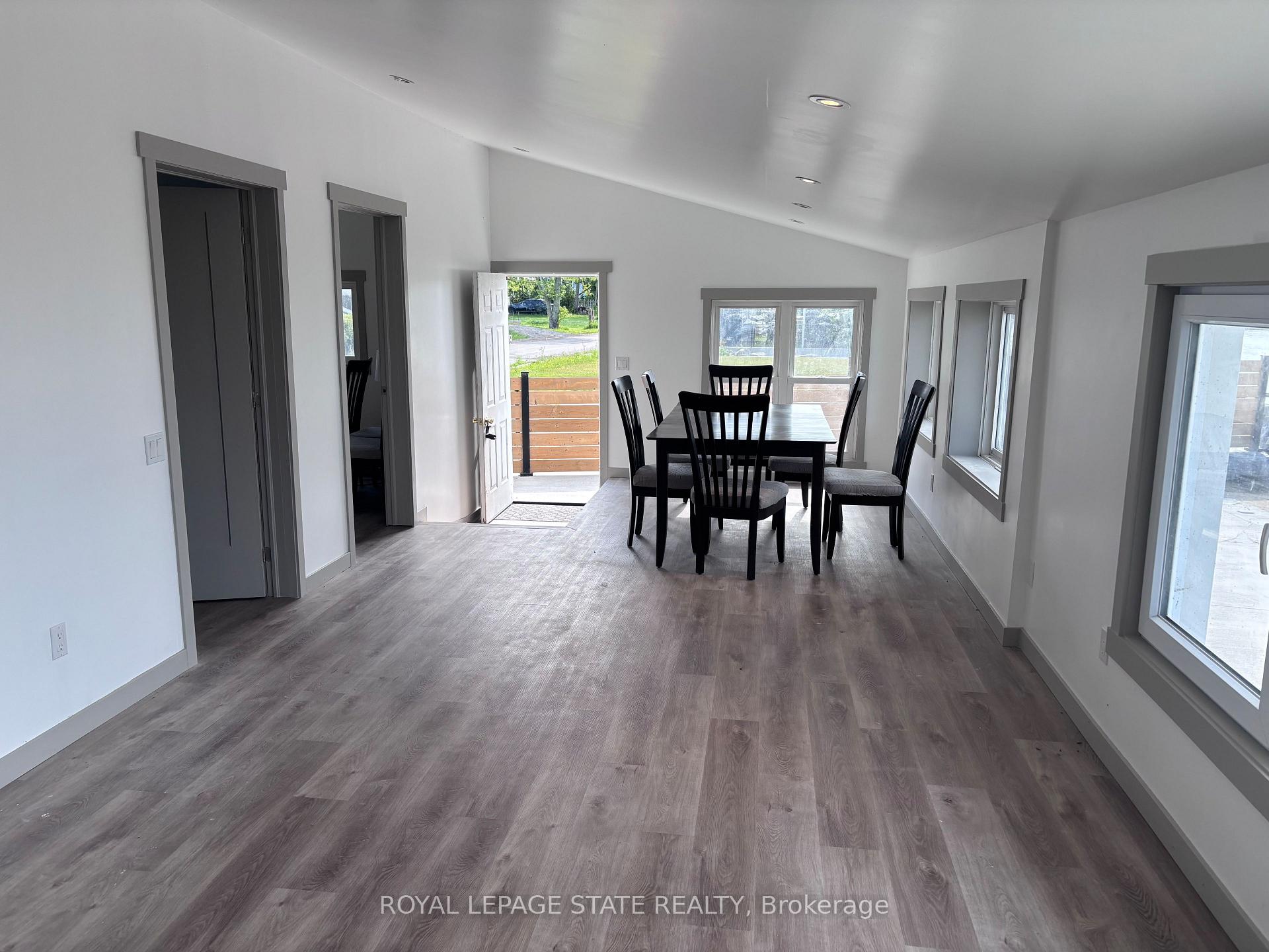 Photo 14 of 1456 Lakeshore Road, Haldimand — HOMEH