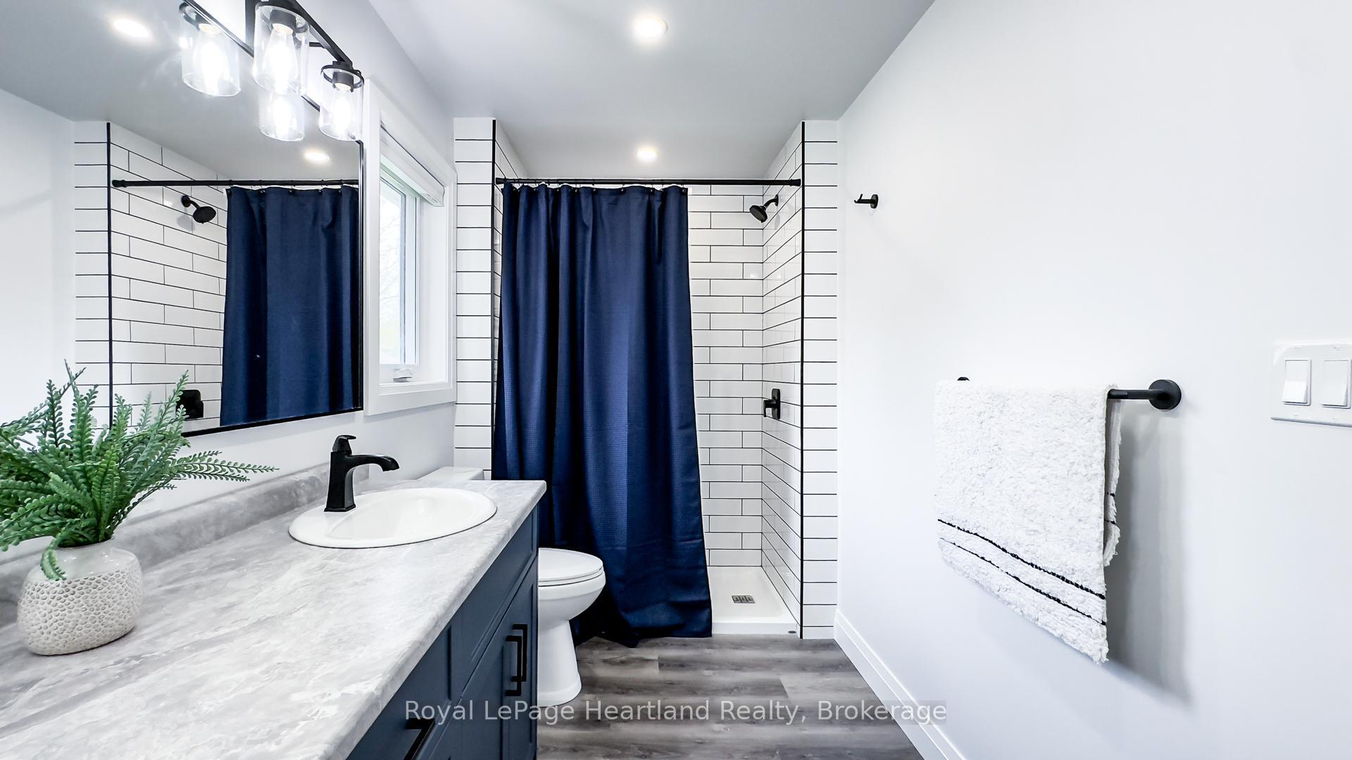 Photo 23 of 86 Osborne Street, Central Huron, Clinton — HOMEH
