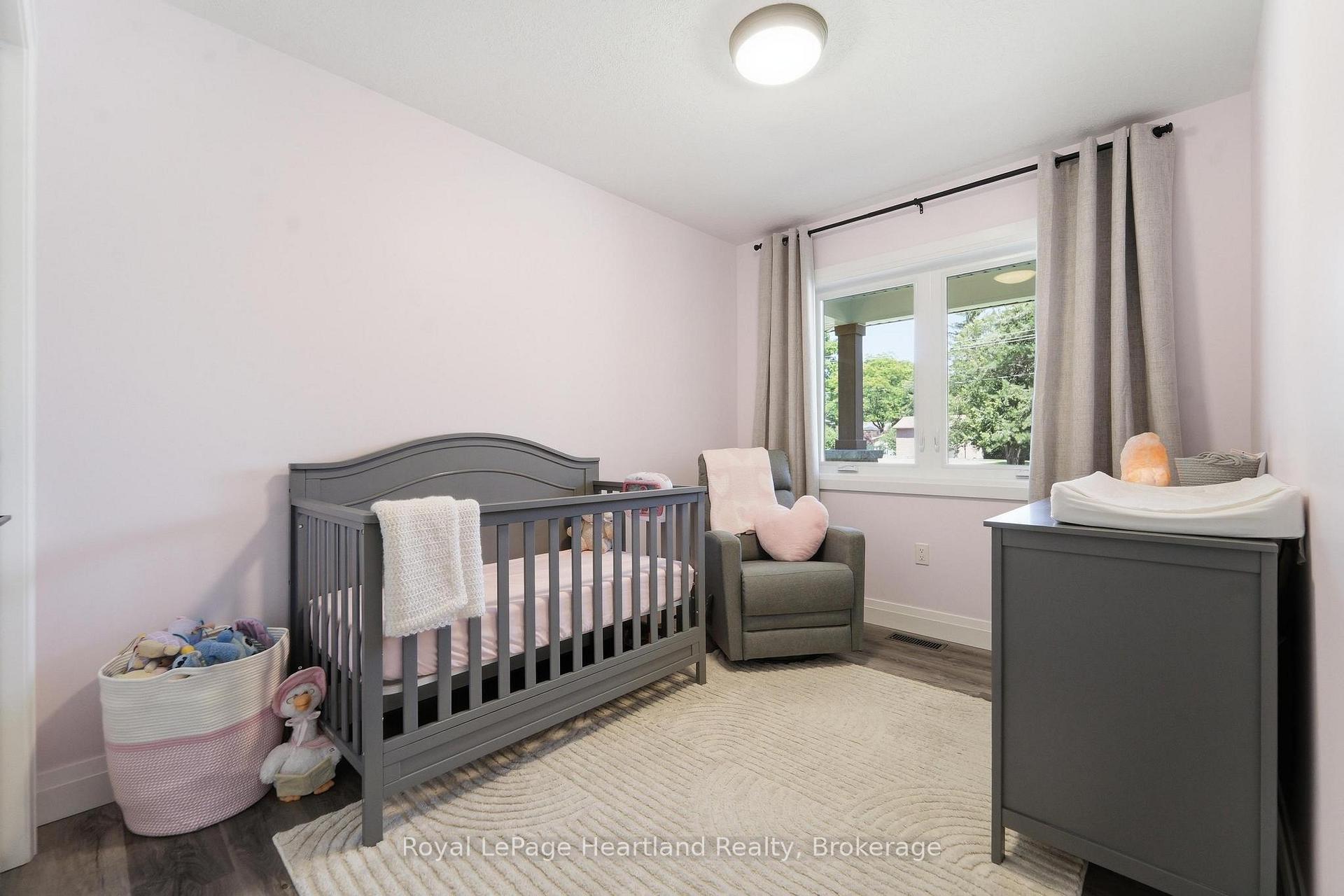 Photo 27 of 86 Osborne Street, Central Huron, Clinton — HOMEH