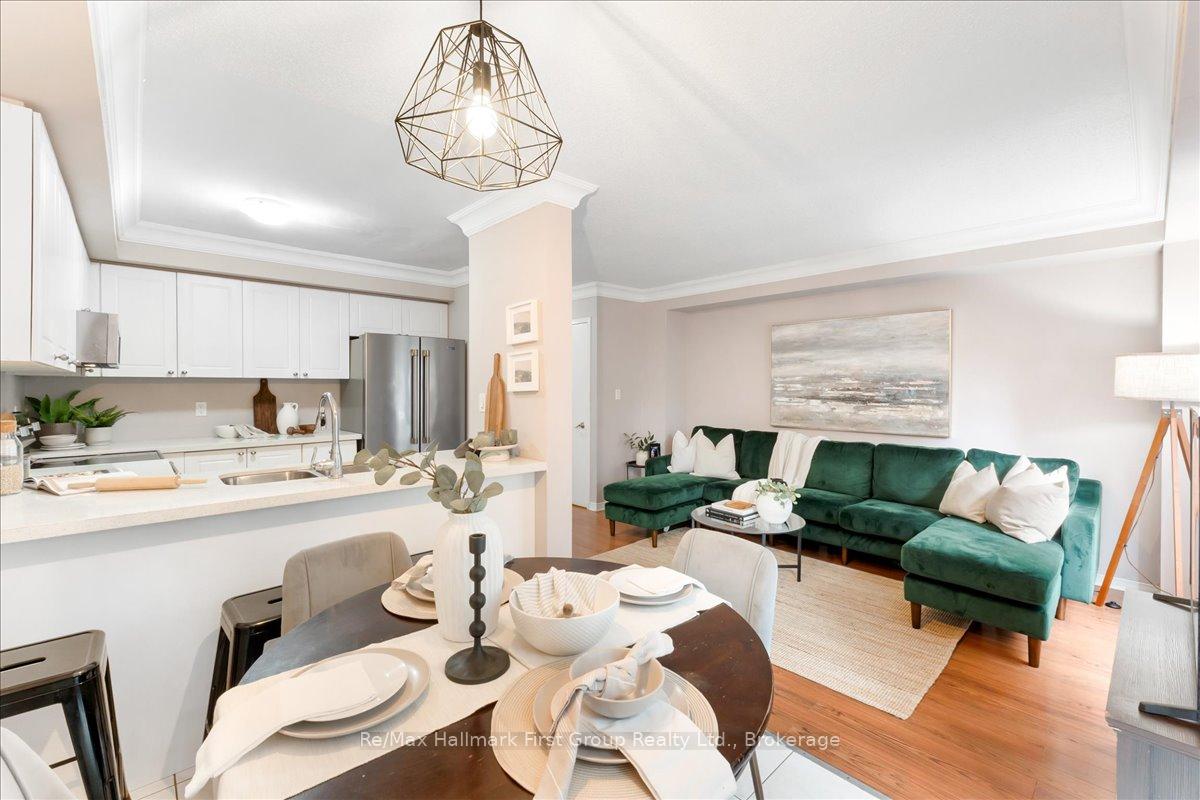 Photo 10 of 9 Alexis Way, Whitby, Williamsburg — HOMEH