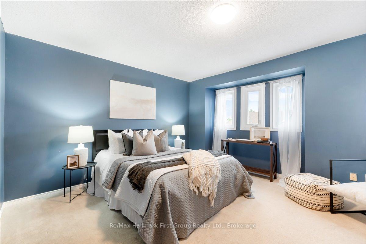 Photo 15 of 9 Alexis Way, Whitby, Williamsburg — HOMEH