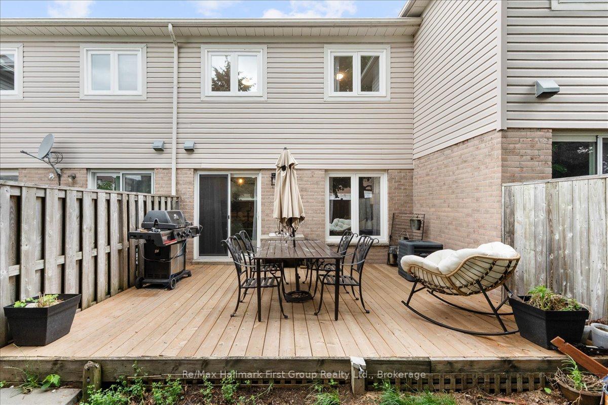 Photo 30 of 9 Alexis Way, Whitby, Williamsburg — HOMEH