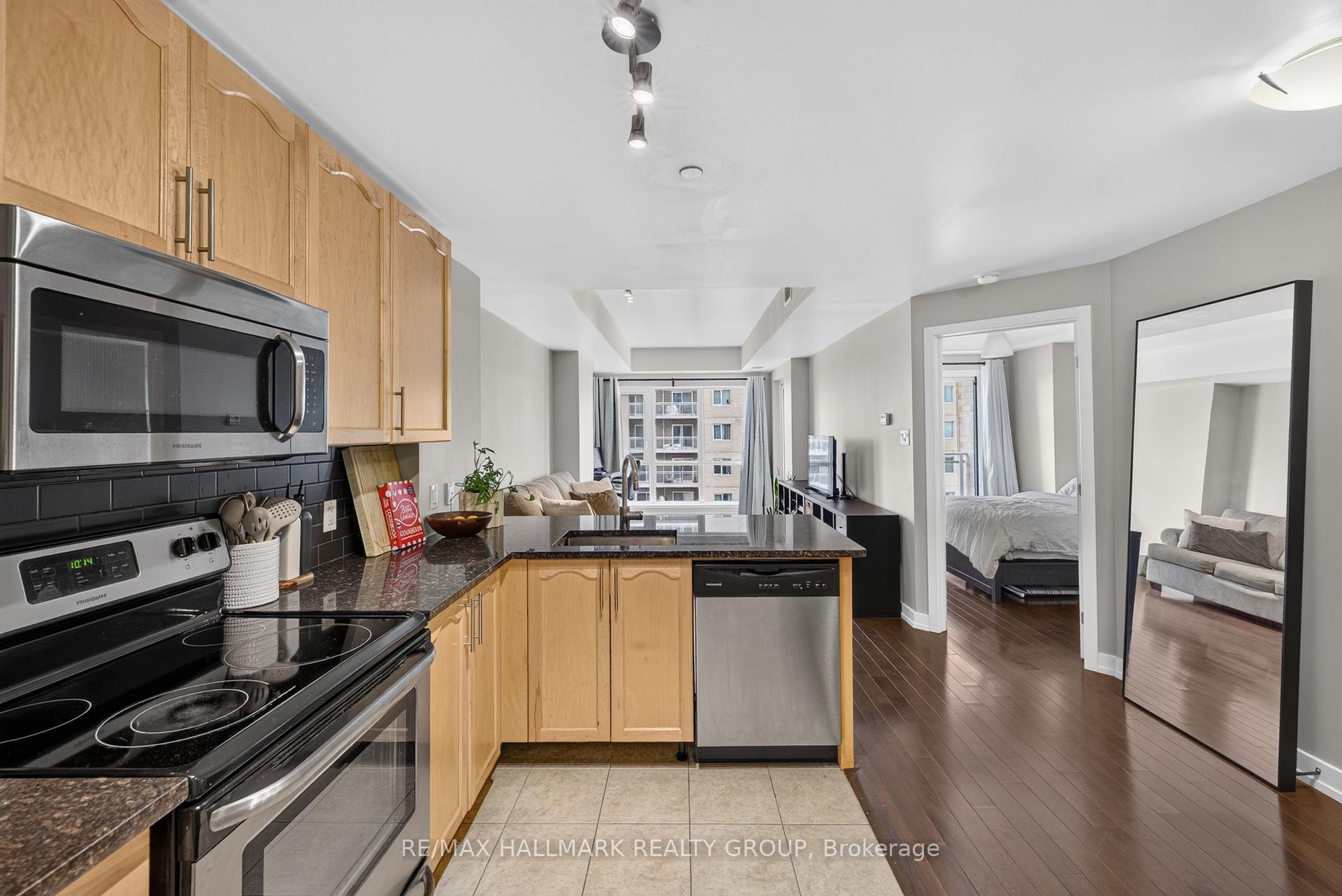 Photo 9 of Unit 606, 330 Titan Private, Ottawa, Borden Farm/Stewart Farm/Carleton Heights/Parkwood Hills — HOMEH