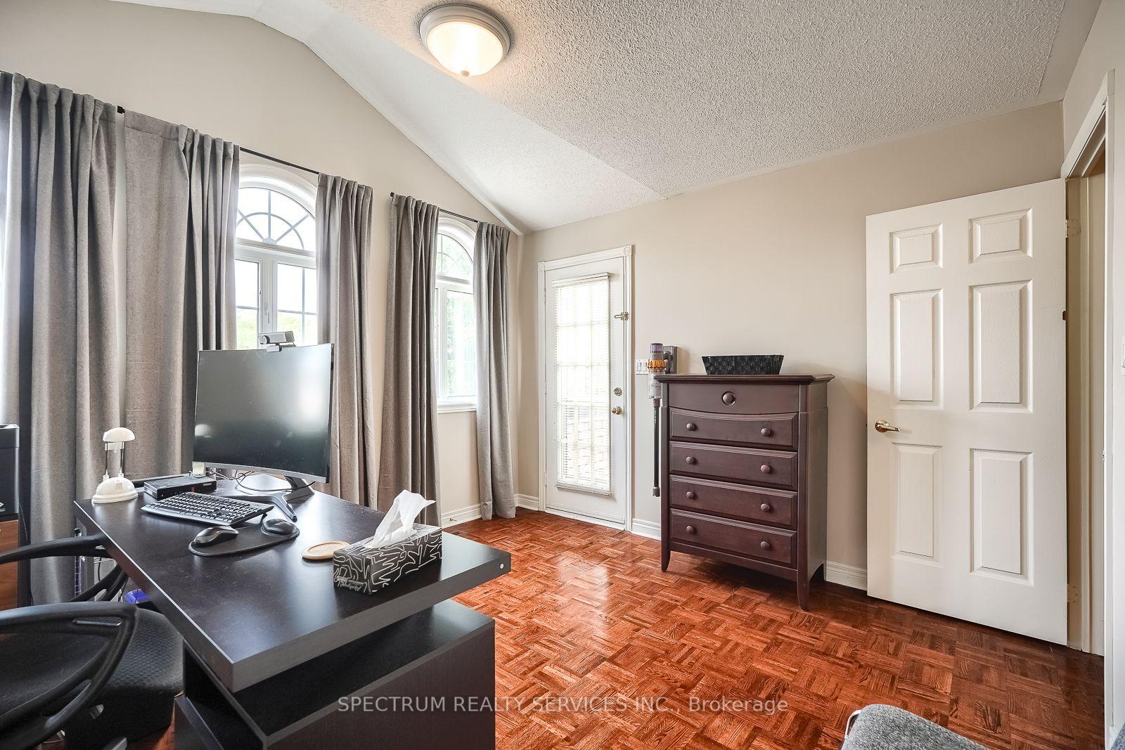 Photo 36 of 51 Monterey Drive, Vaughan, Sonoma Heights — HOMEH