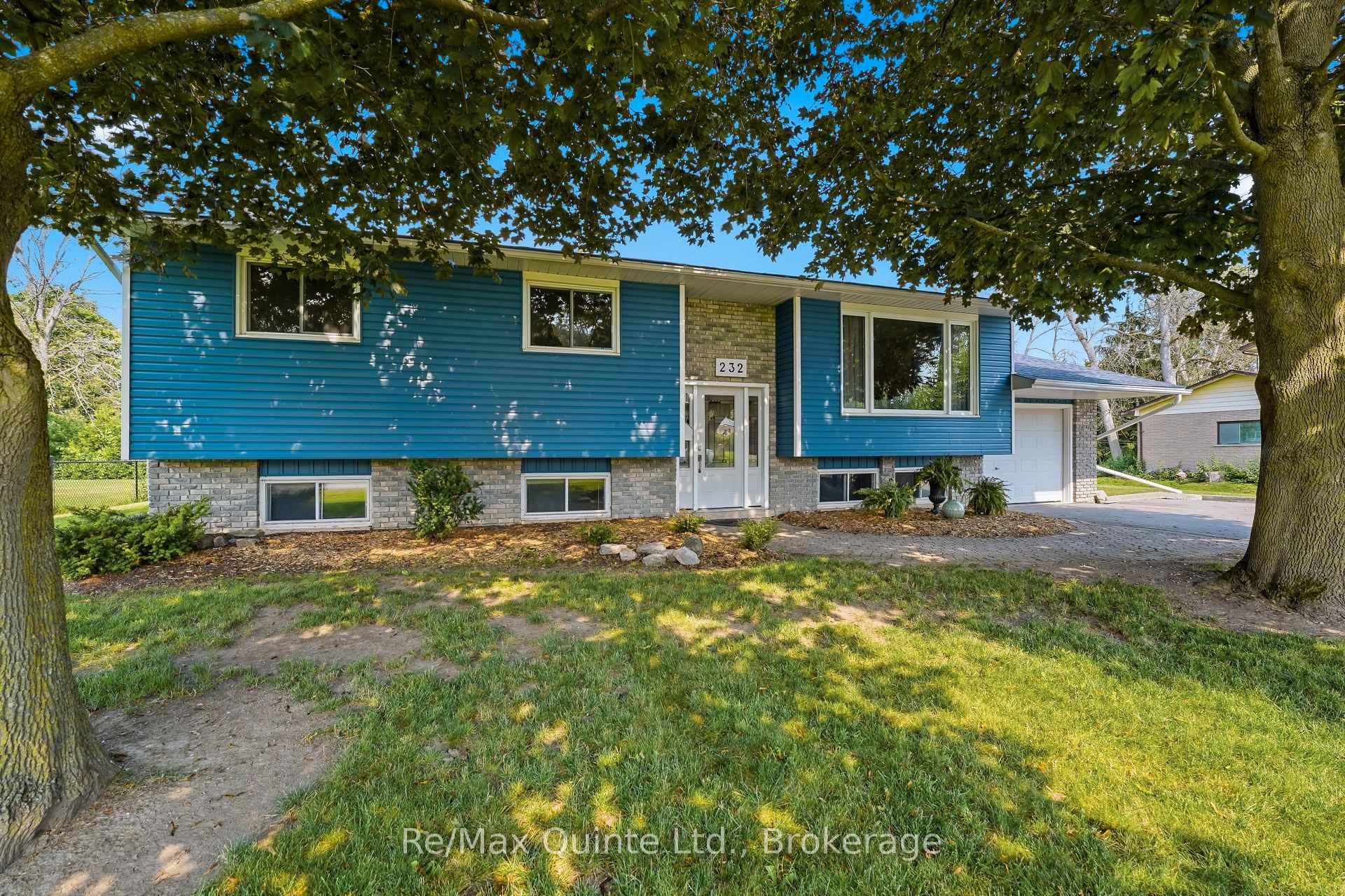 Photo 1 of 232 Colonial Road, Quinte West, Sidney Ward — HOMEH