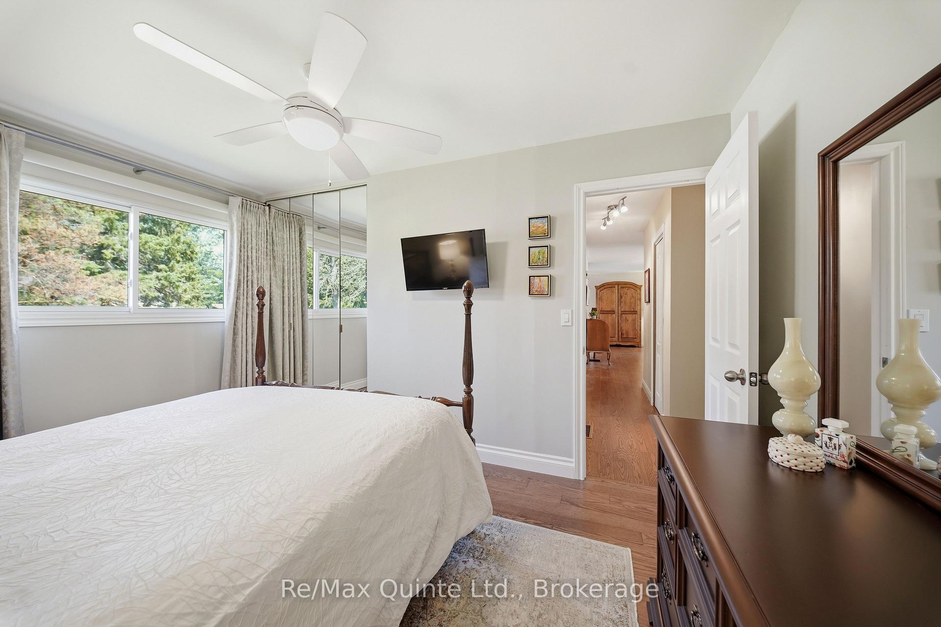 Photo 18 of 232 Colonial Road, Quinte West, Sidney Ward — HOMEH