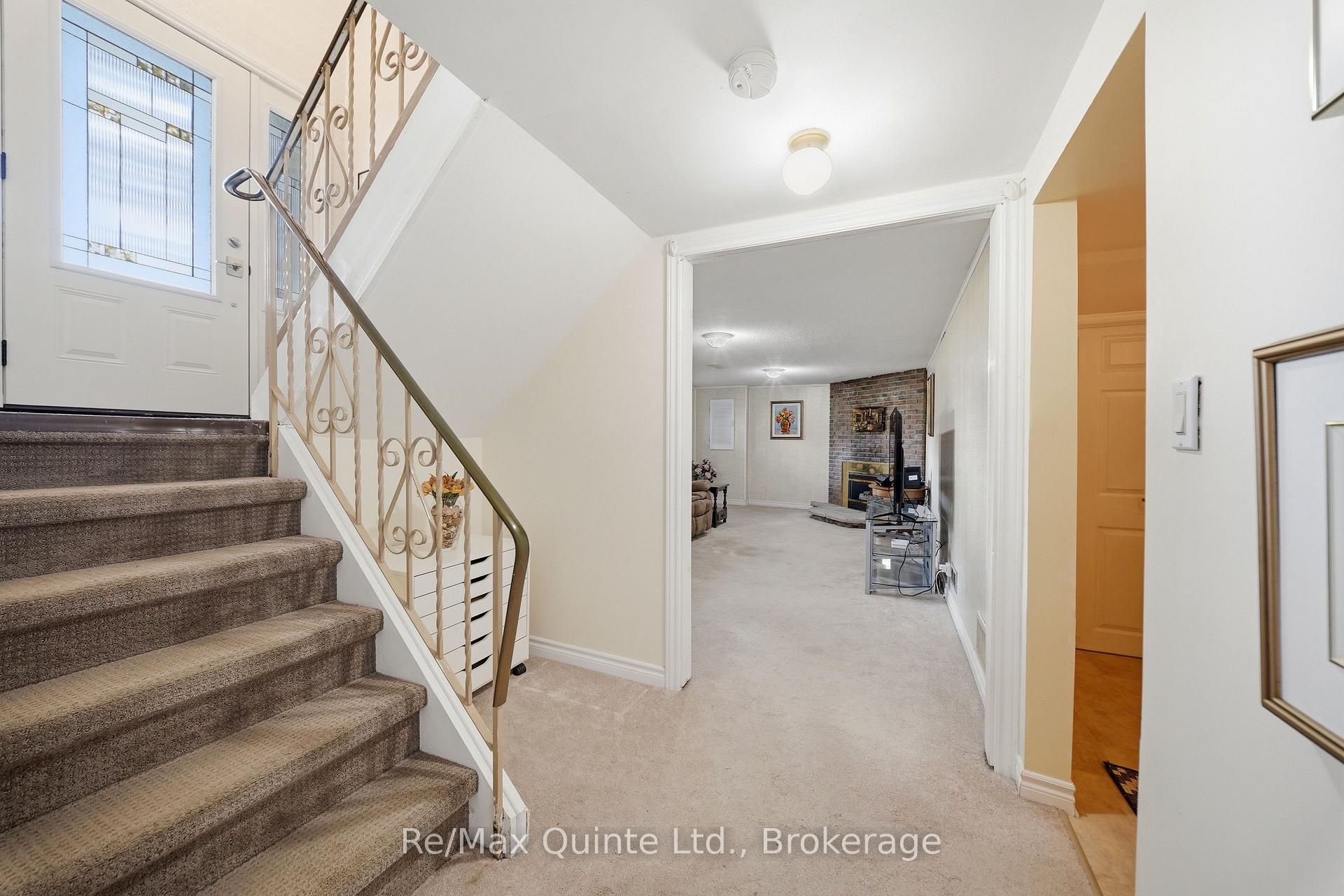 Photo 27 of 232 Colonial Road, Quinte West, Sidney Ward — HOMEH