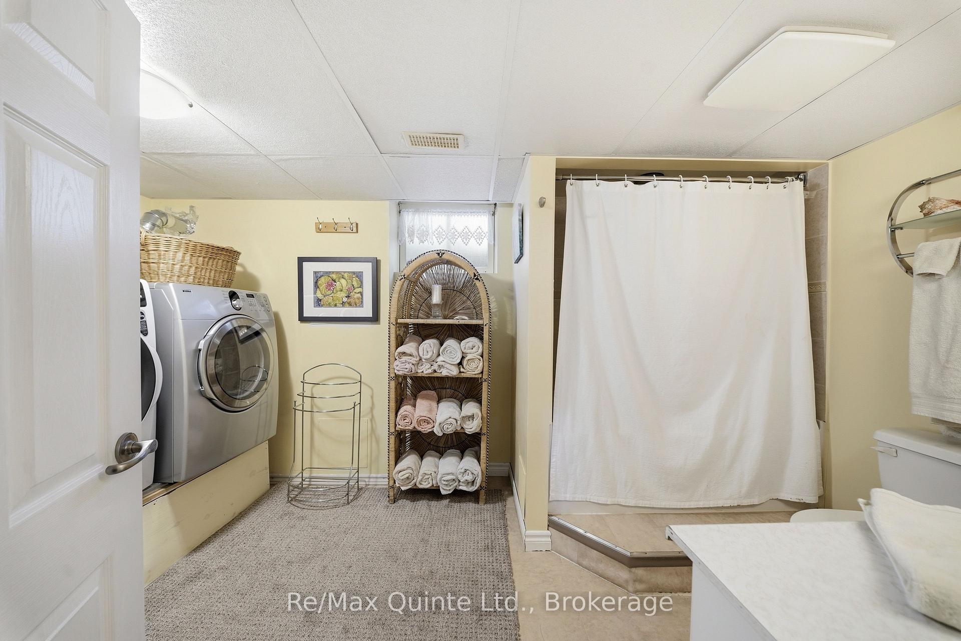 Photo 34 of 232 Colonial Road, Quinte West, Sidney Ward — HOMEH