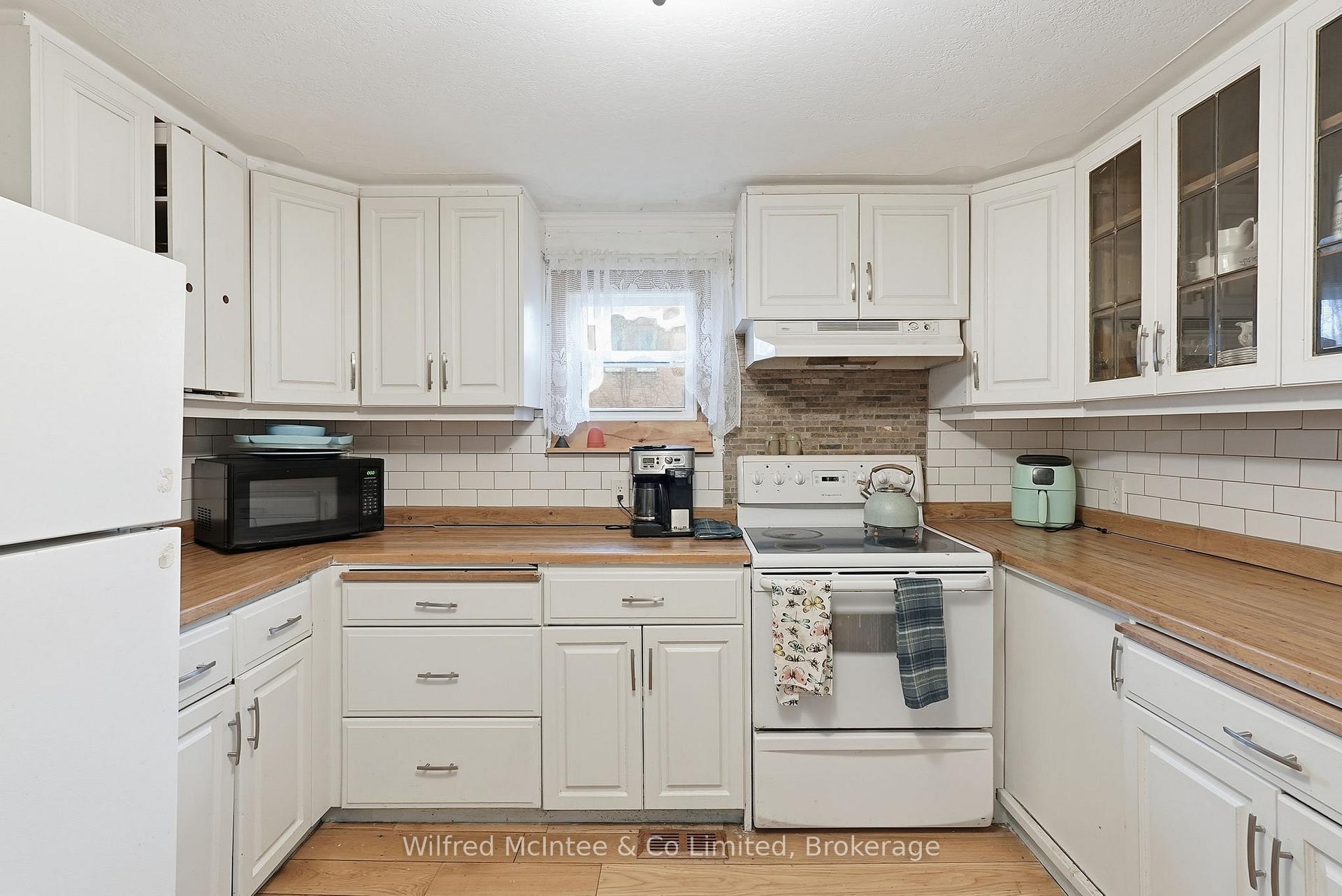 Photo 7 of 59 3RD Avenue SW, Arran-Elderslie — HOMEH