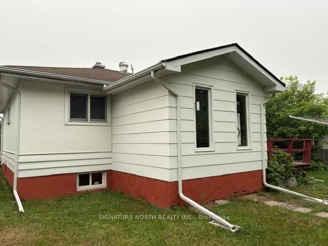 Photo 2 of 143 Matthews Street, Thunder Bay, Shuniah — HOMEH