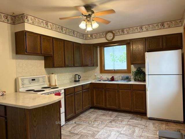 Photo 3 of 143 Matthews Street, Thunder Bay, Shuniah — HOMEH