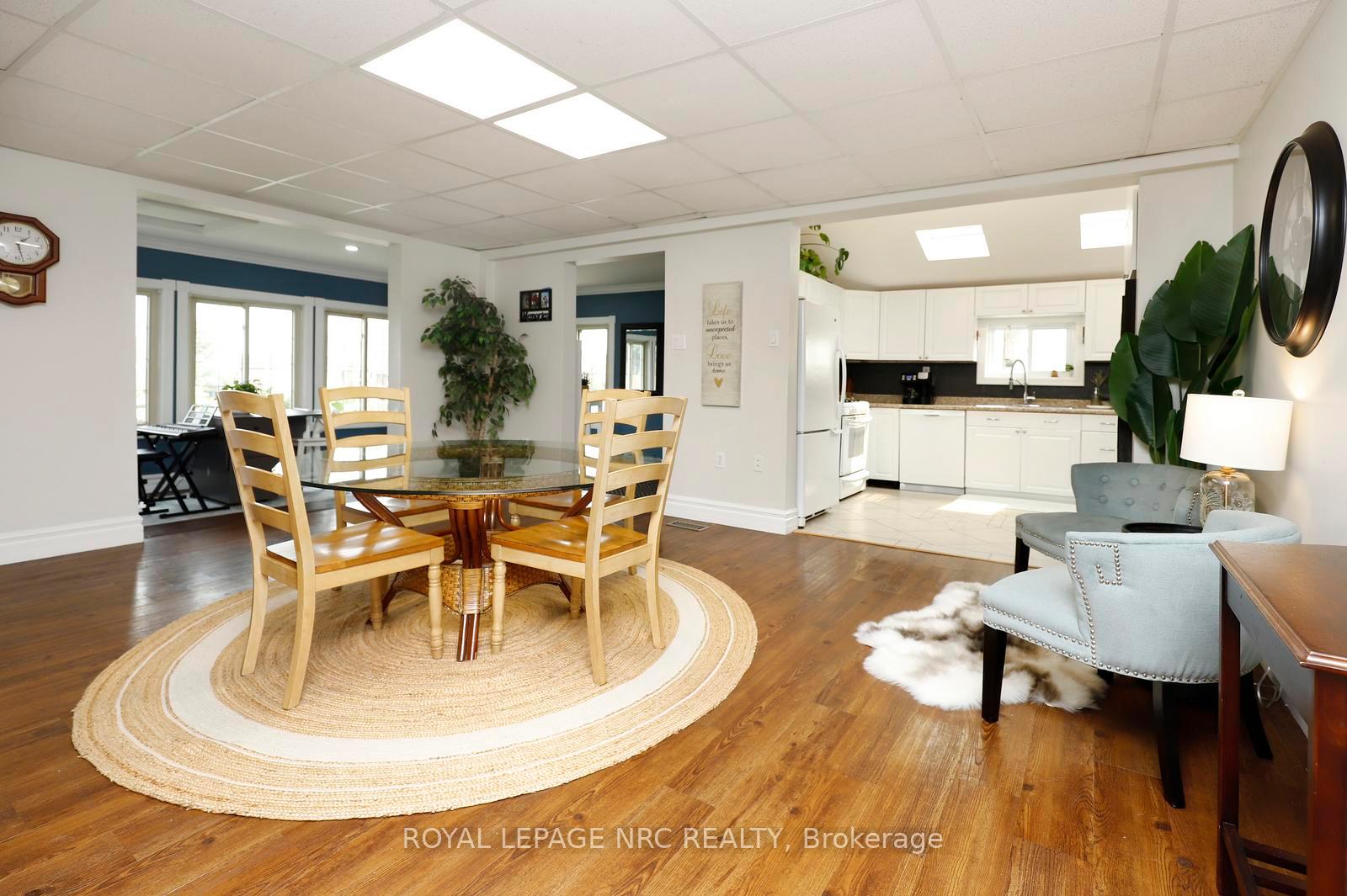 Photo 9 of 8190 Mud Street, Grimsby, Grimsby Escarpment — HOMEH