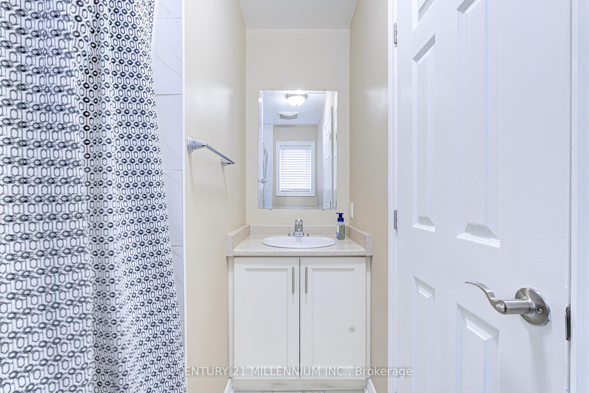 Photo 28 of 28 Silo Court, Brampton, Fletcher's Creek Village — HOMEH