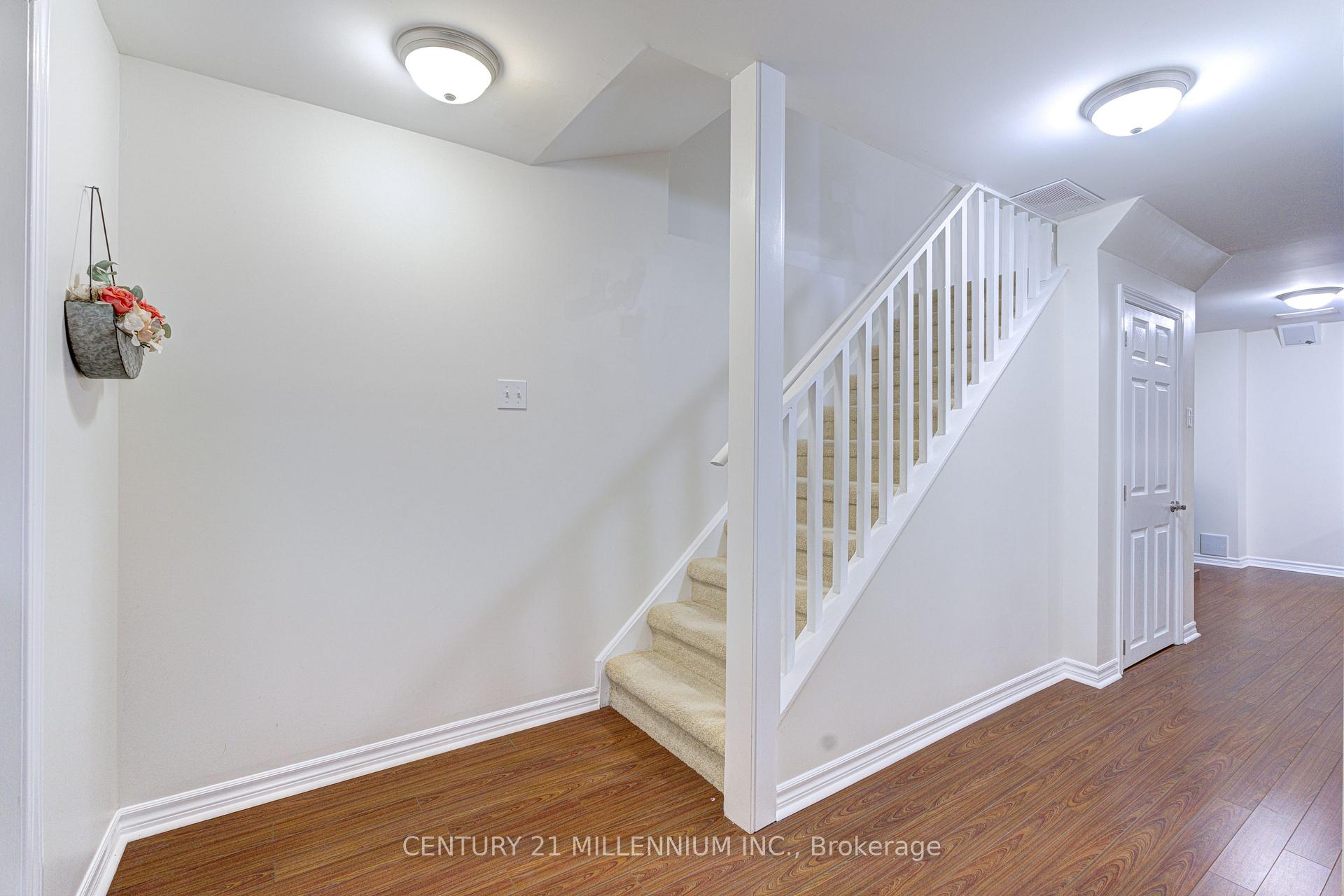 Photo 33 of 28 Silo Court, Brampton, Fletcher's Creek Village — HOMEH