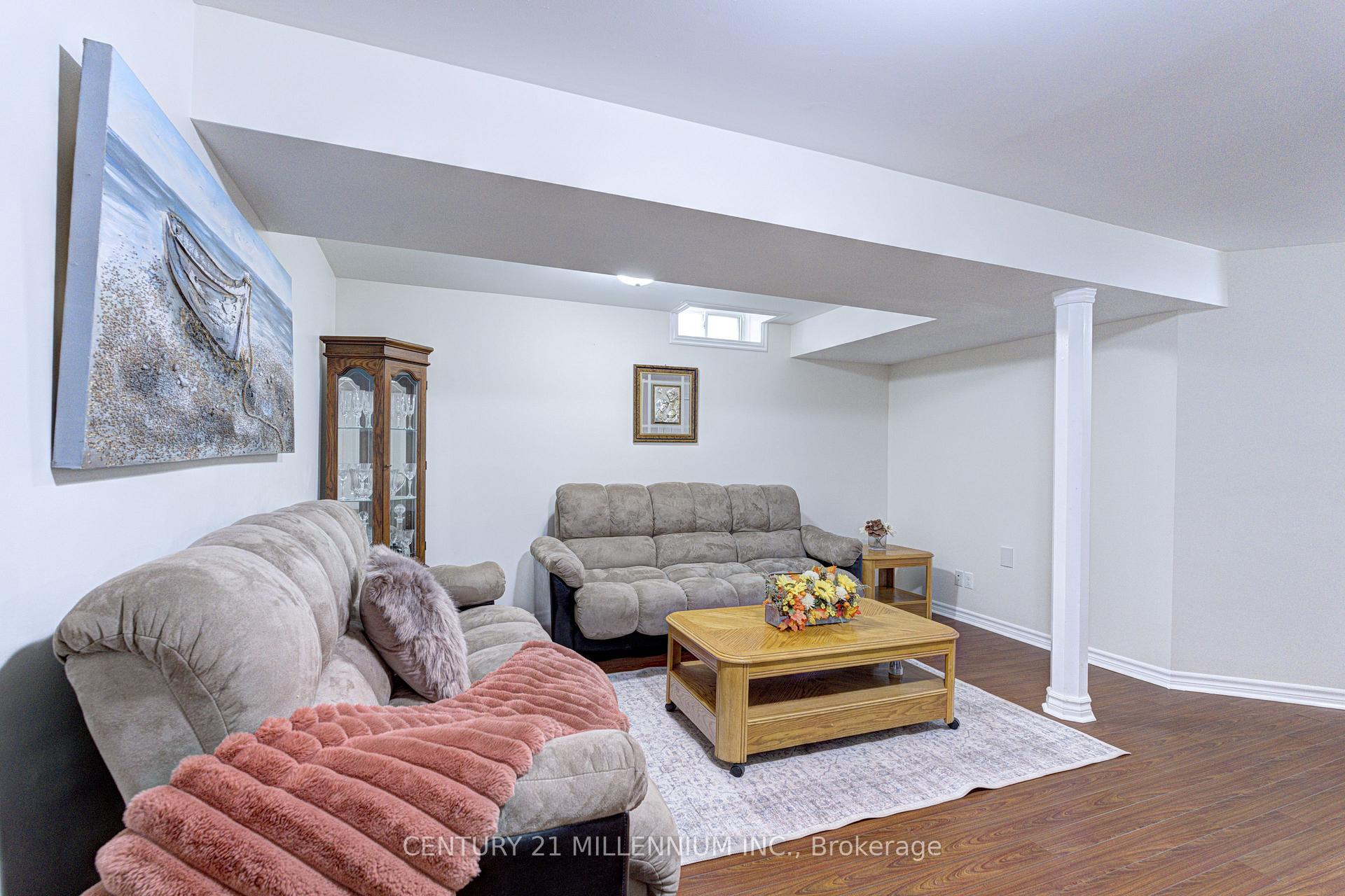 Photo 35 of 28 Silo Court, Brampton, Fletcher's Creek Village — HOMEH