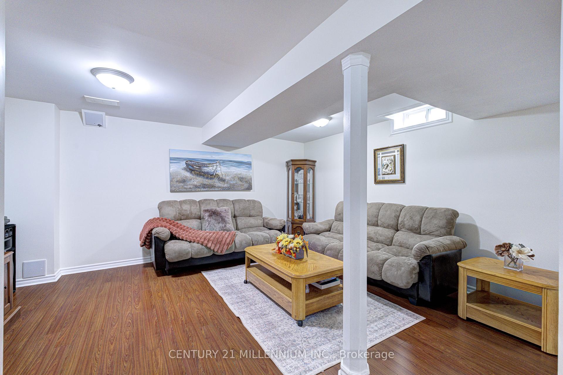 Photo 36 of 28 Silo Court, Brampton, Fletcher's Creek Village — HOMEH