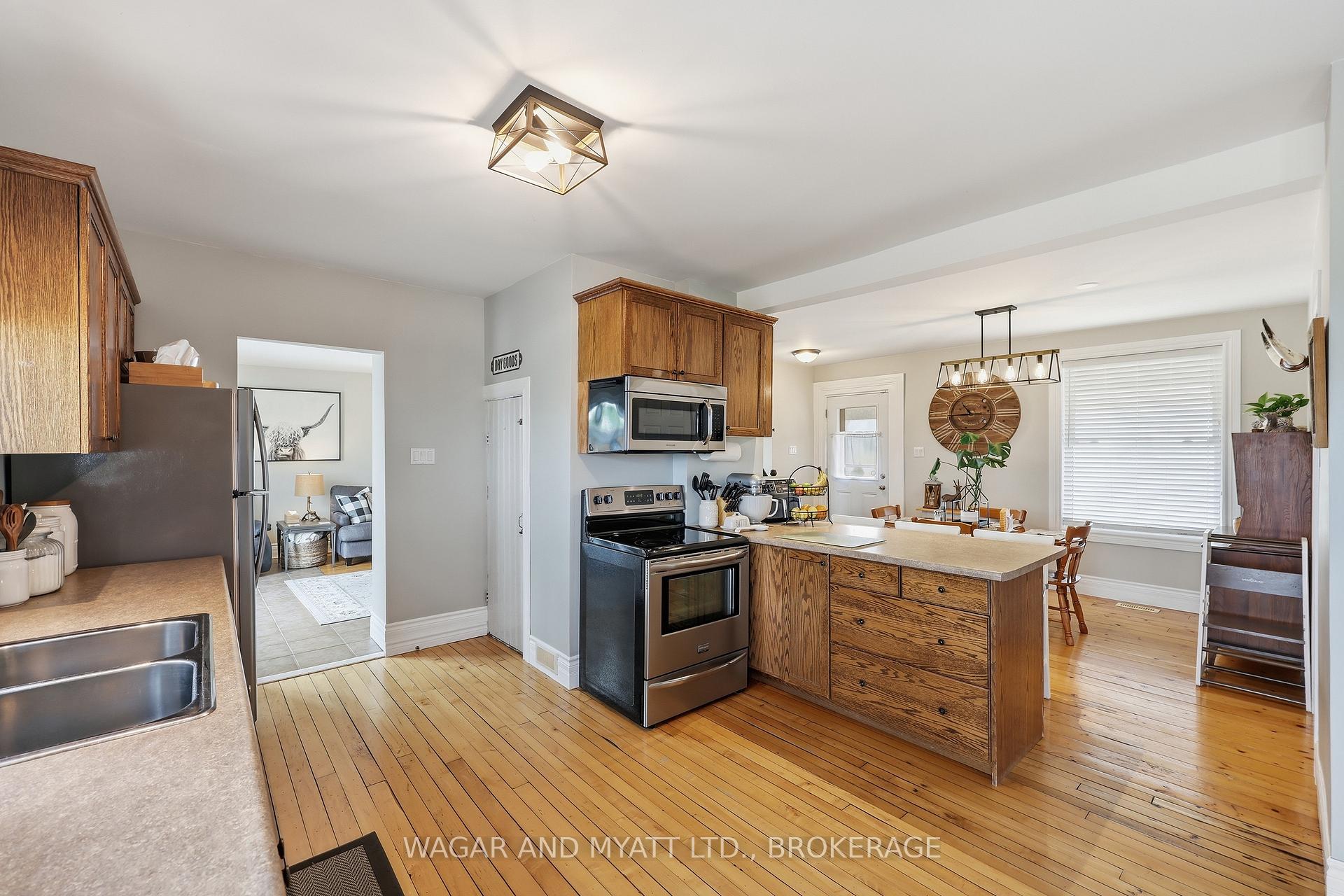 Photo 11 of 1369 County 9 Road, Greater Napanee, Greater Napanee — HOMEH