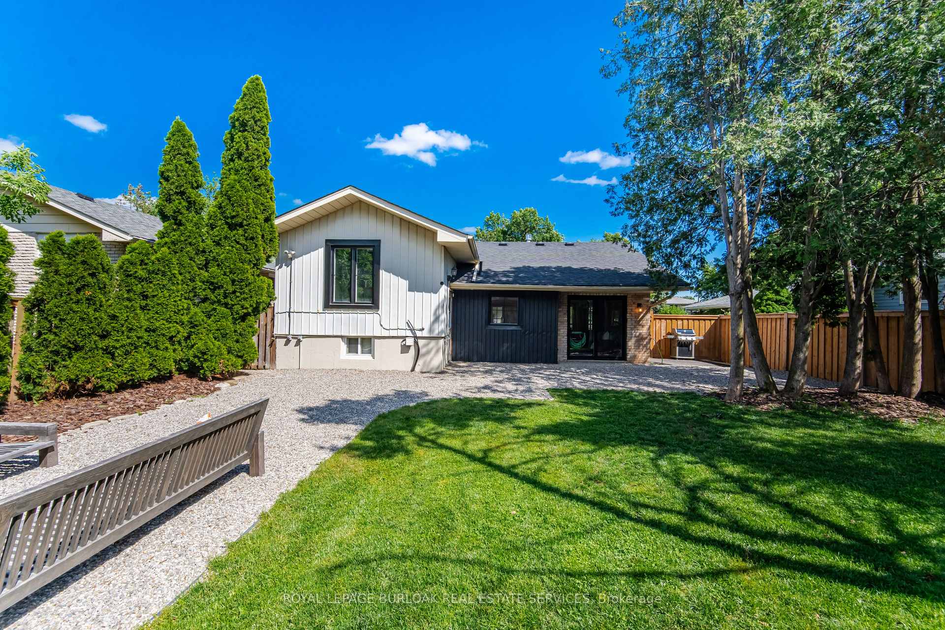 Photo 26 of 39 Culham Street, Oakville, College Park — HOMEH