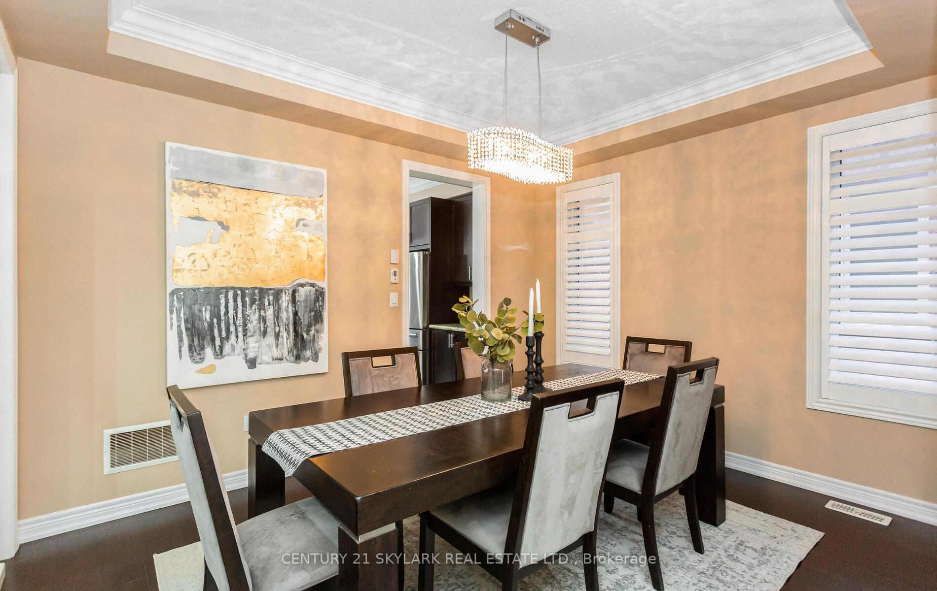 Photo 6 of 20 Nocturne Avenue, Vaughan, Kleinburg — HOMEH