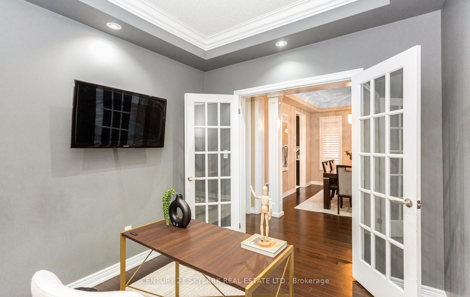Photo 9 of 20 Nocturne Avenue, Vaughan, Kleinburg — HOMEH