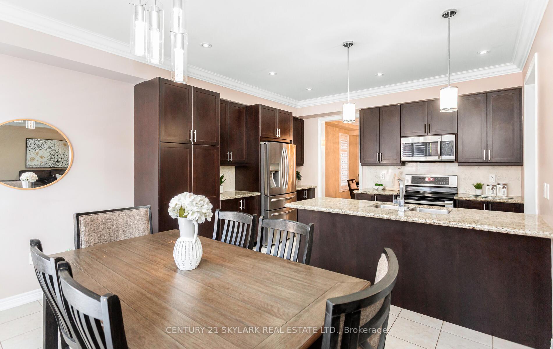 Photo 15 of 20 Nocturne Avenue, Vaughan, Kleinburg — HOMEH