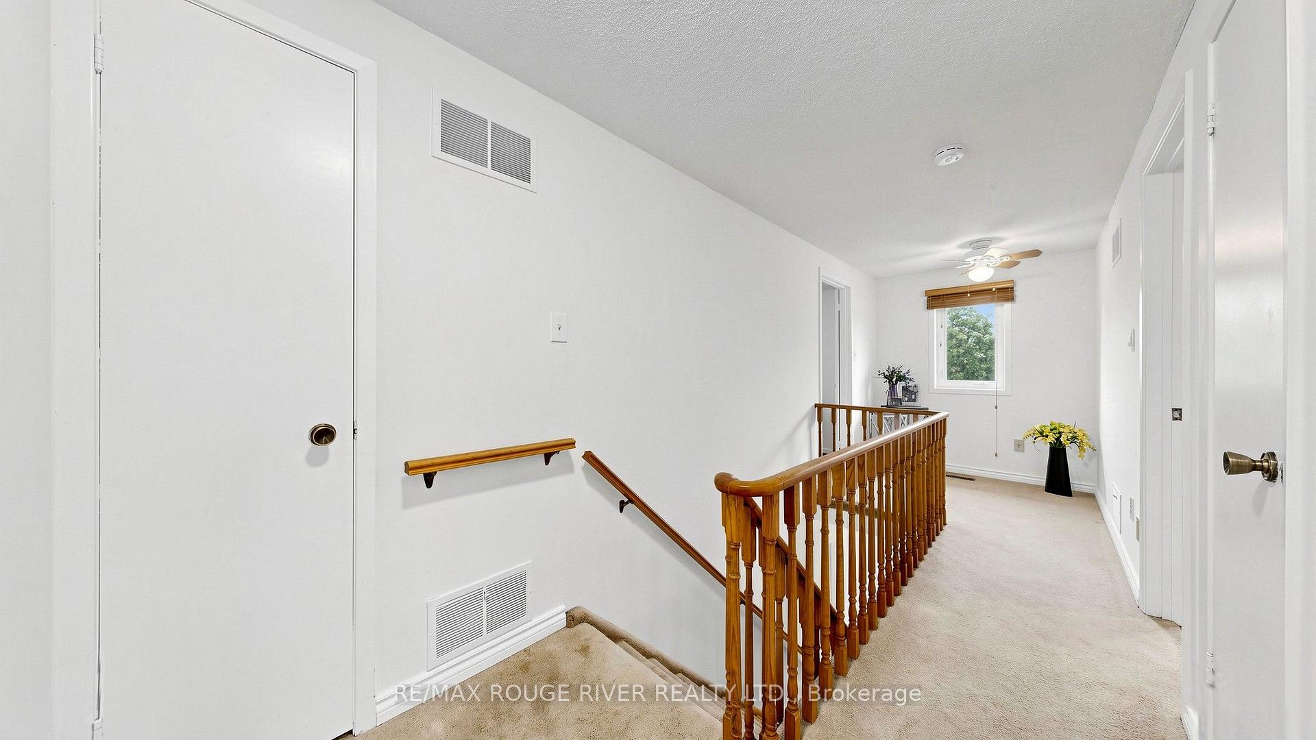 Photo 21 of 103 Ambercroft Boulevard, Scarborough, Steeles — HOMEH