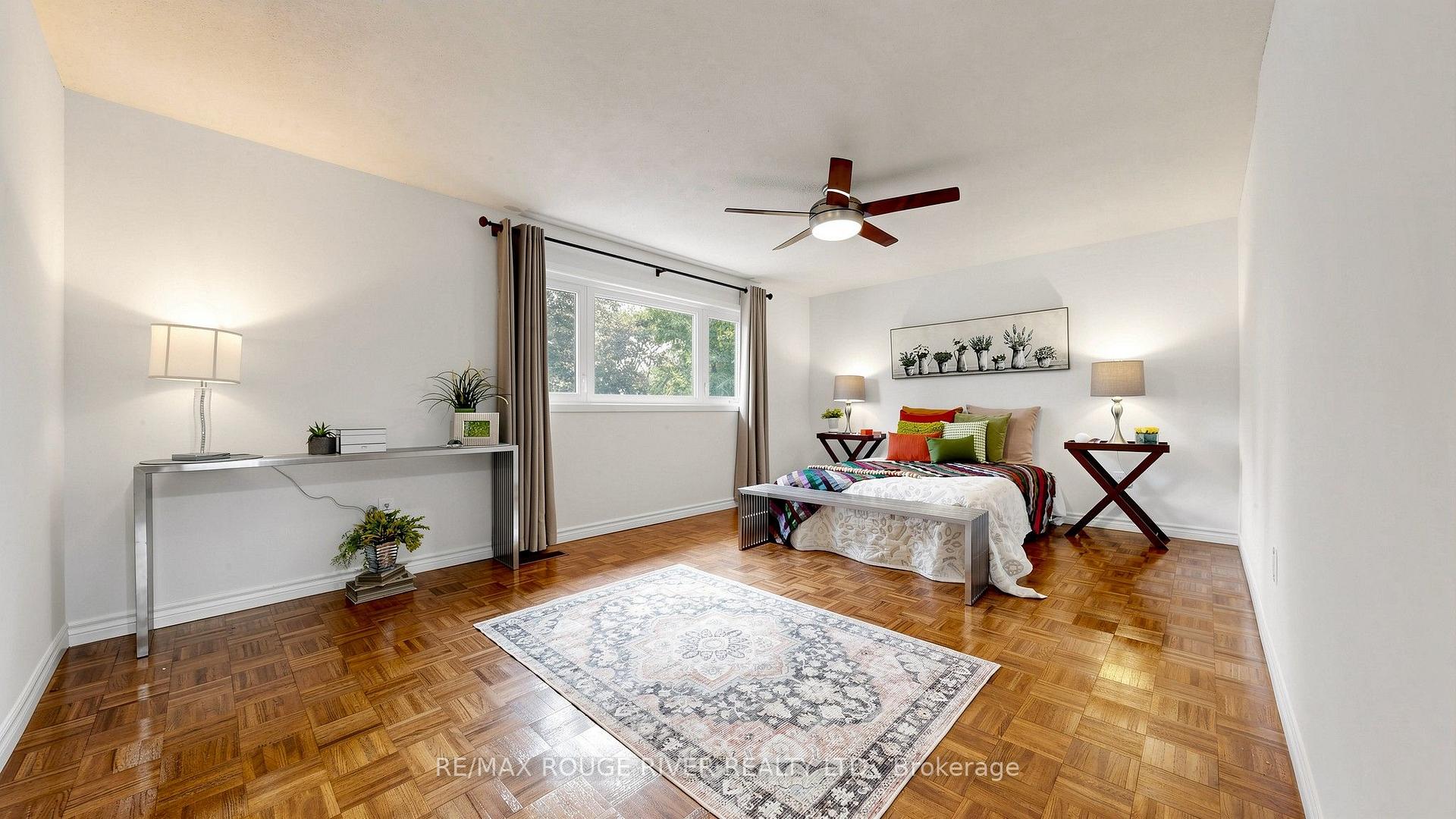 Photo 22 of 103 Ambercroft Boulevard, Scarborough, Steeles — HOMEH
