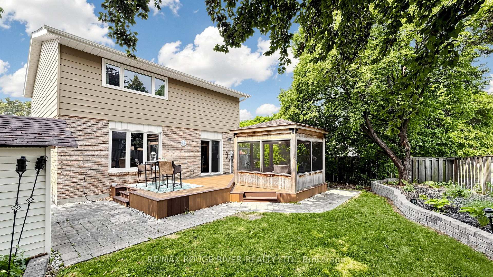 Photo 38 of 103 Ambercroft Boulevard, Scarborough, Steeles — HOMEH