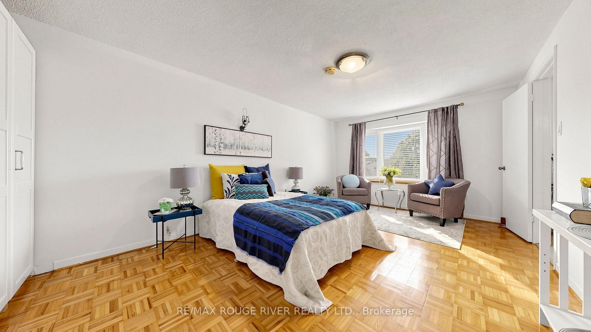 Photo 26 of 103 Ambercroft Boulevard, Scarborough, Steeles — HOMEH