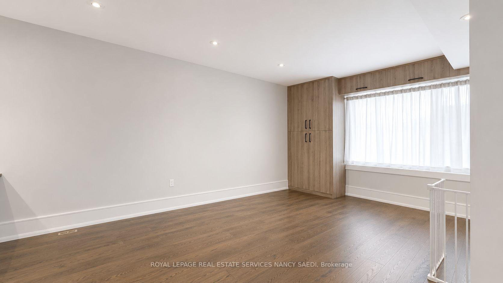 Photo 4 of 72 Mann Avenue, Toronto, Mount Pleasant East — HOMEH