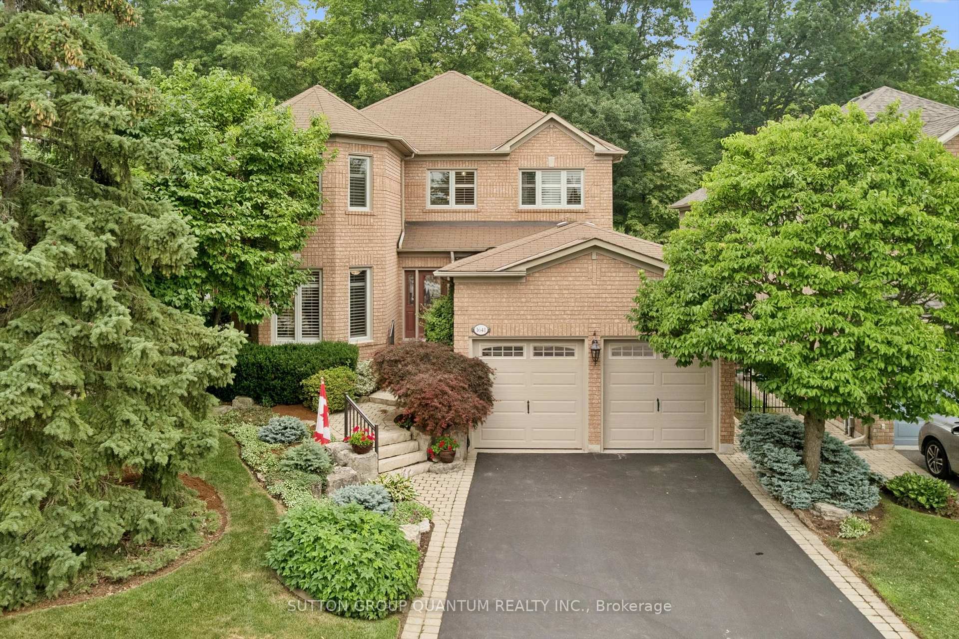 Front of 1641 Glenvista Drive